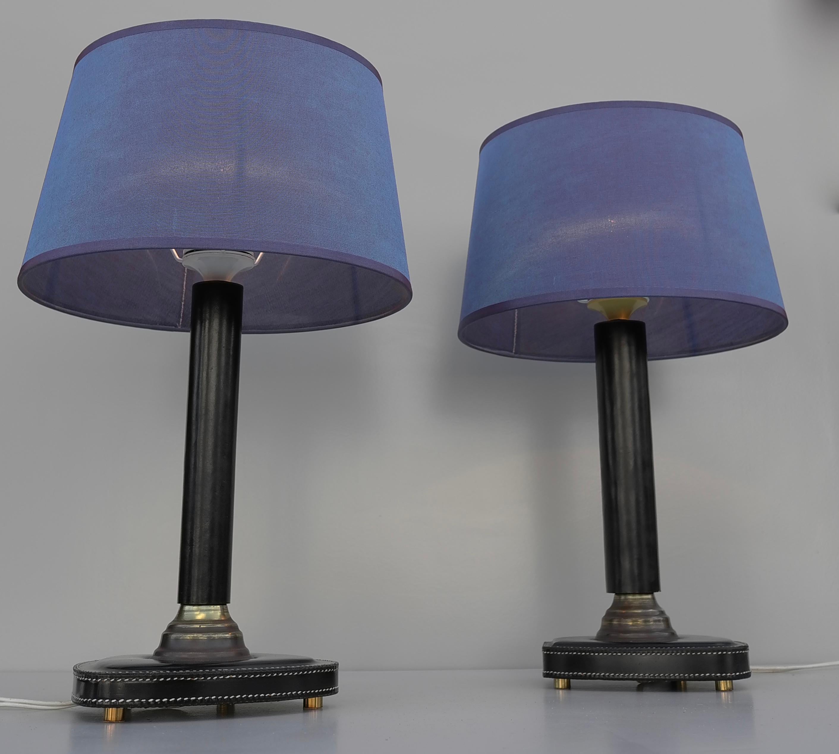 Mid-Century Modern Pair of Hand-Stitched Black Leather Table Lamps, France, 1960s For Sale