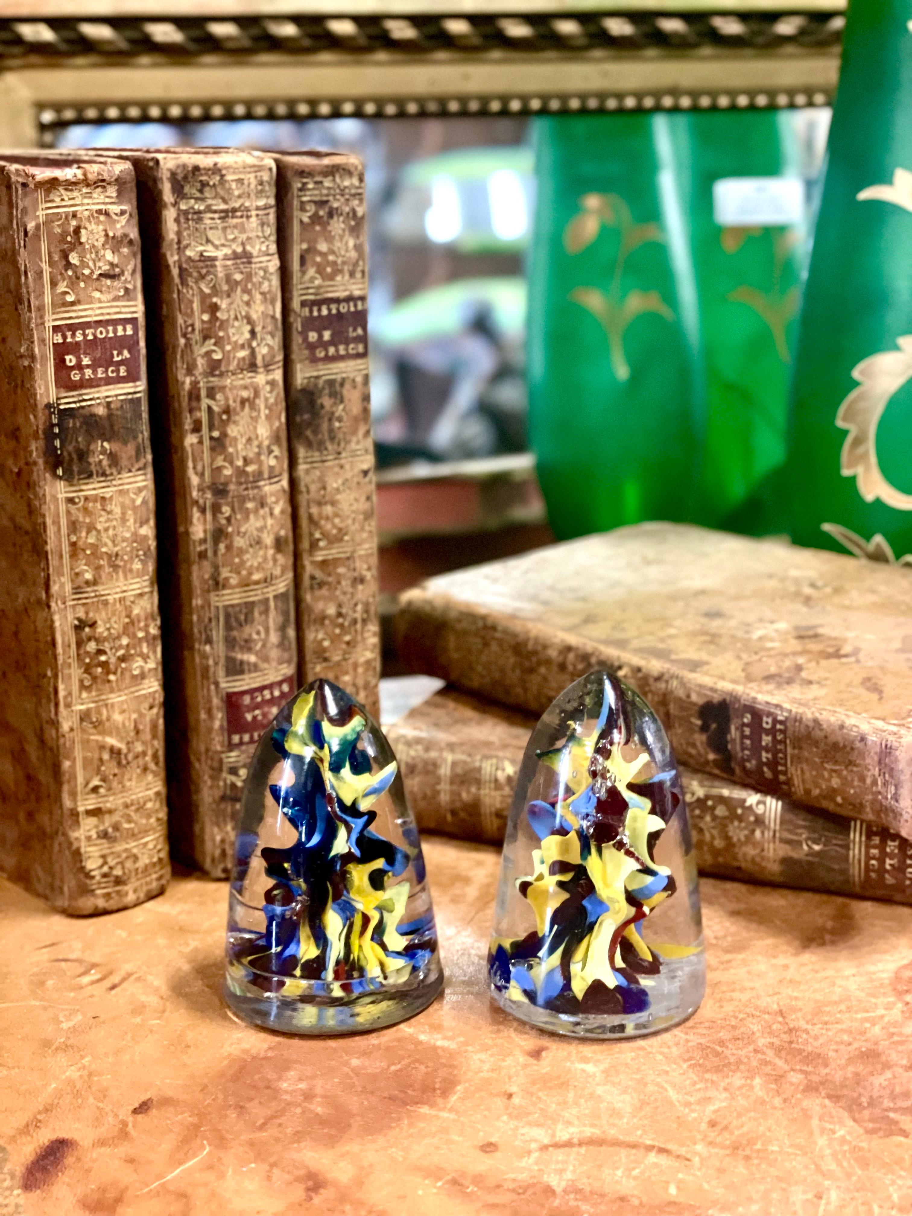 Pair of 19th Century Handblown Crystal Shell Paperweights For Sale 3