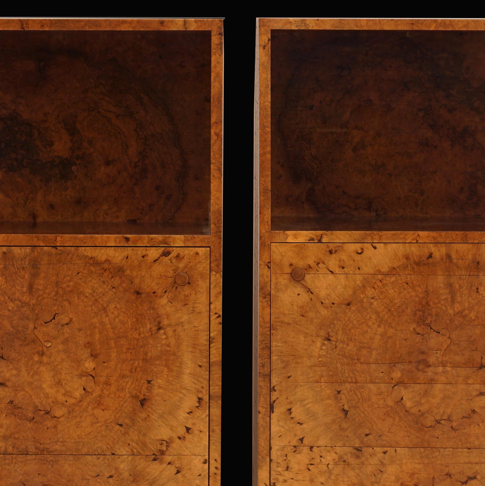 Pair of Handcrafted Danish 1930s Birch Root Veneered Cabinets In Good Condition For Sale In Aabenraa, DK