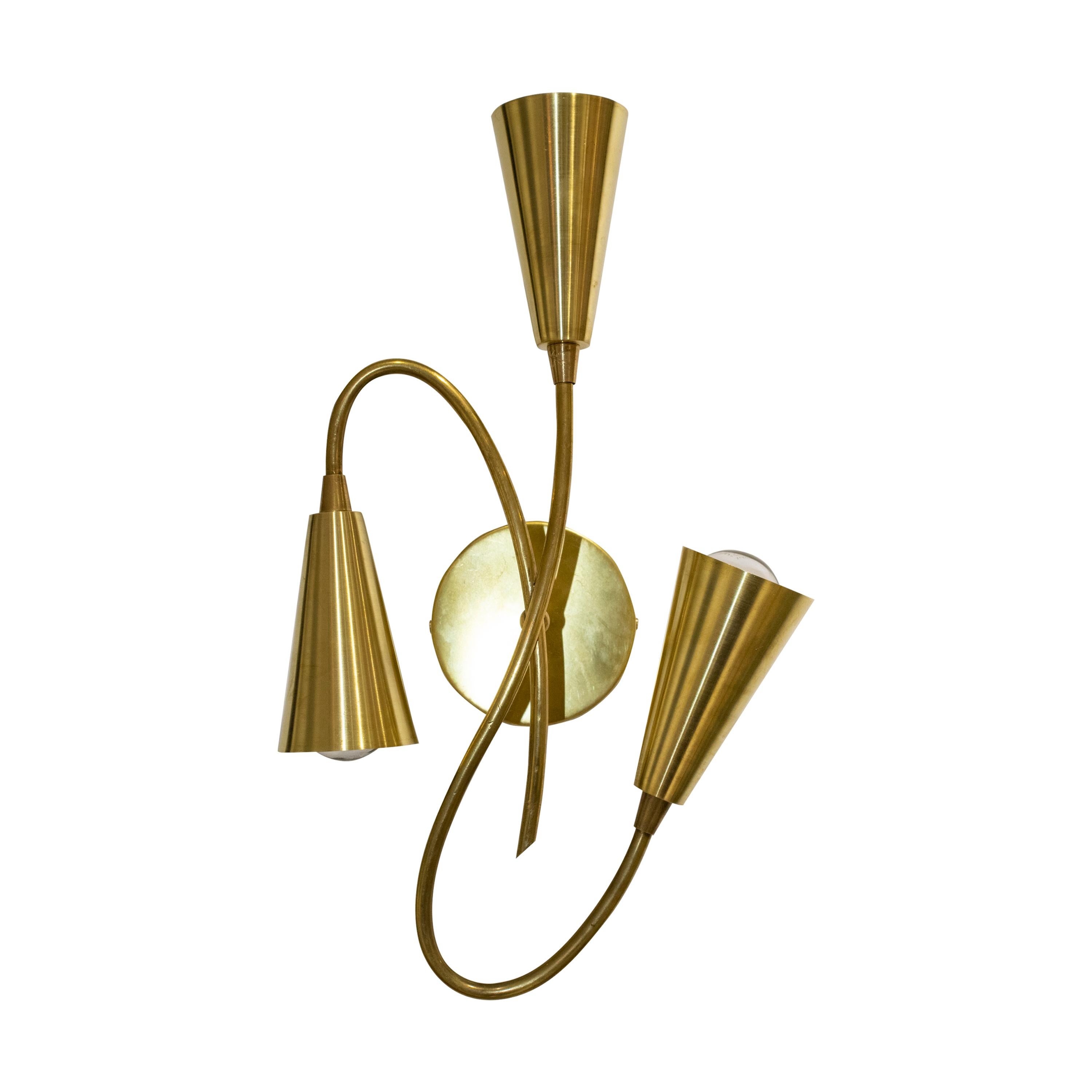 Hand-Crafted Pair of Handcrafted  Mid-Century Modern Italian Brass Sconces, Italy, 1960