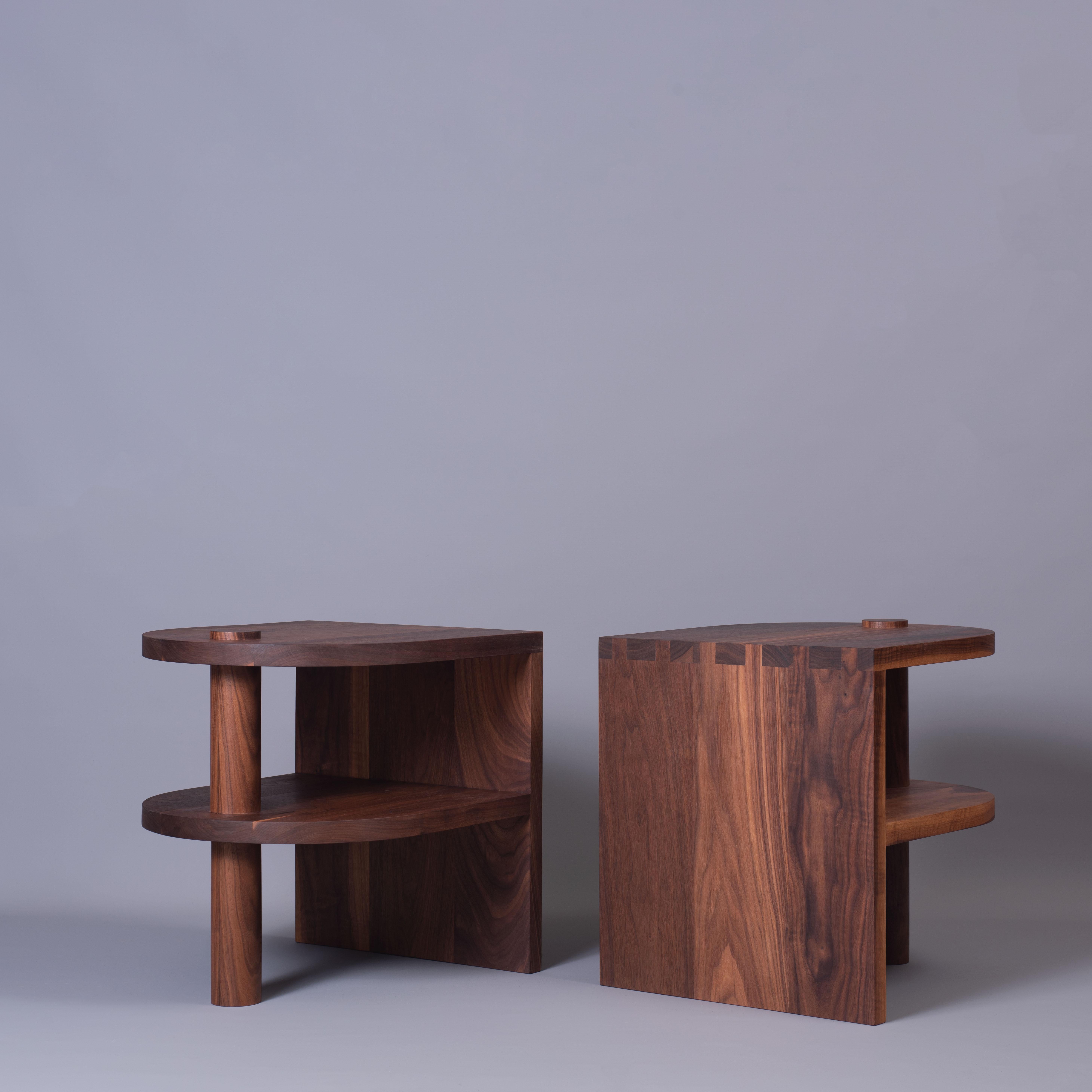Pair of Handcrafted Oak & Walnut Night Stands For Sale 7