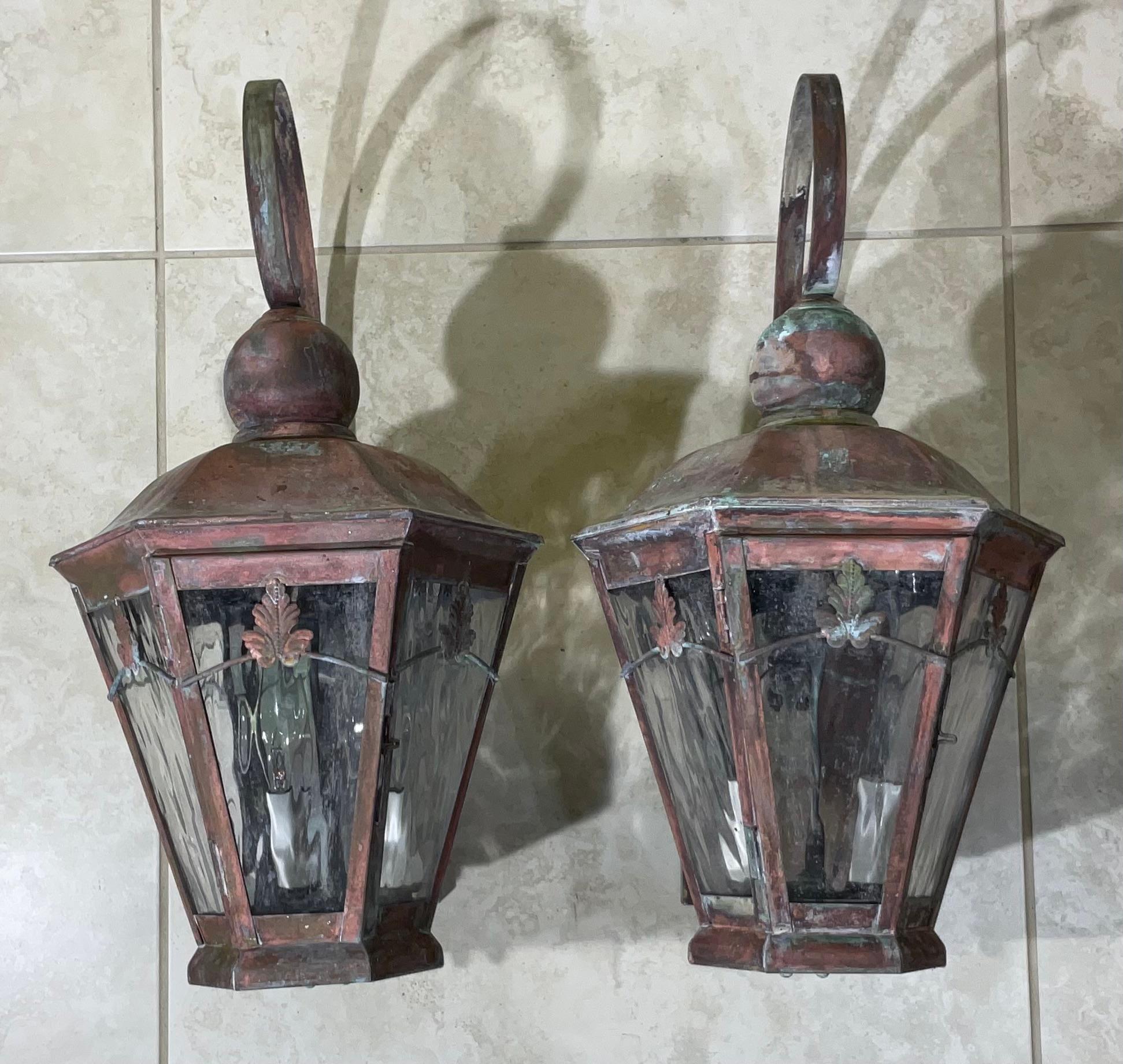 Pair of Handcrafted Solid Brass Vintage Wall Lantern For Sale 9