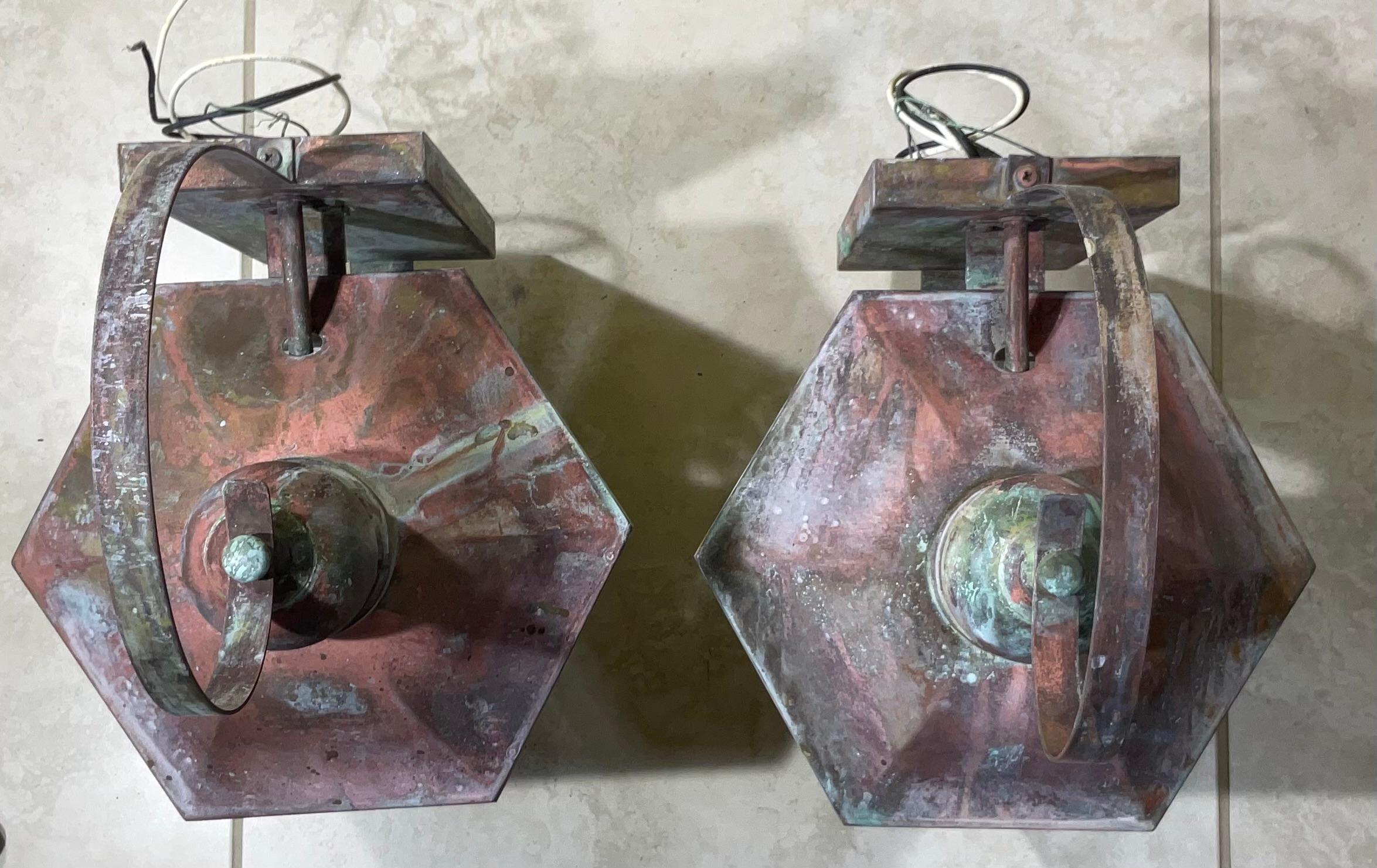 Hand-Crafted Pair of Handcrafted Solid Brass Vintage Wall Lantern For Sale