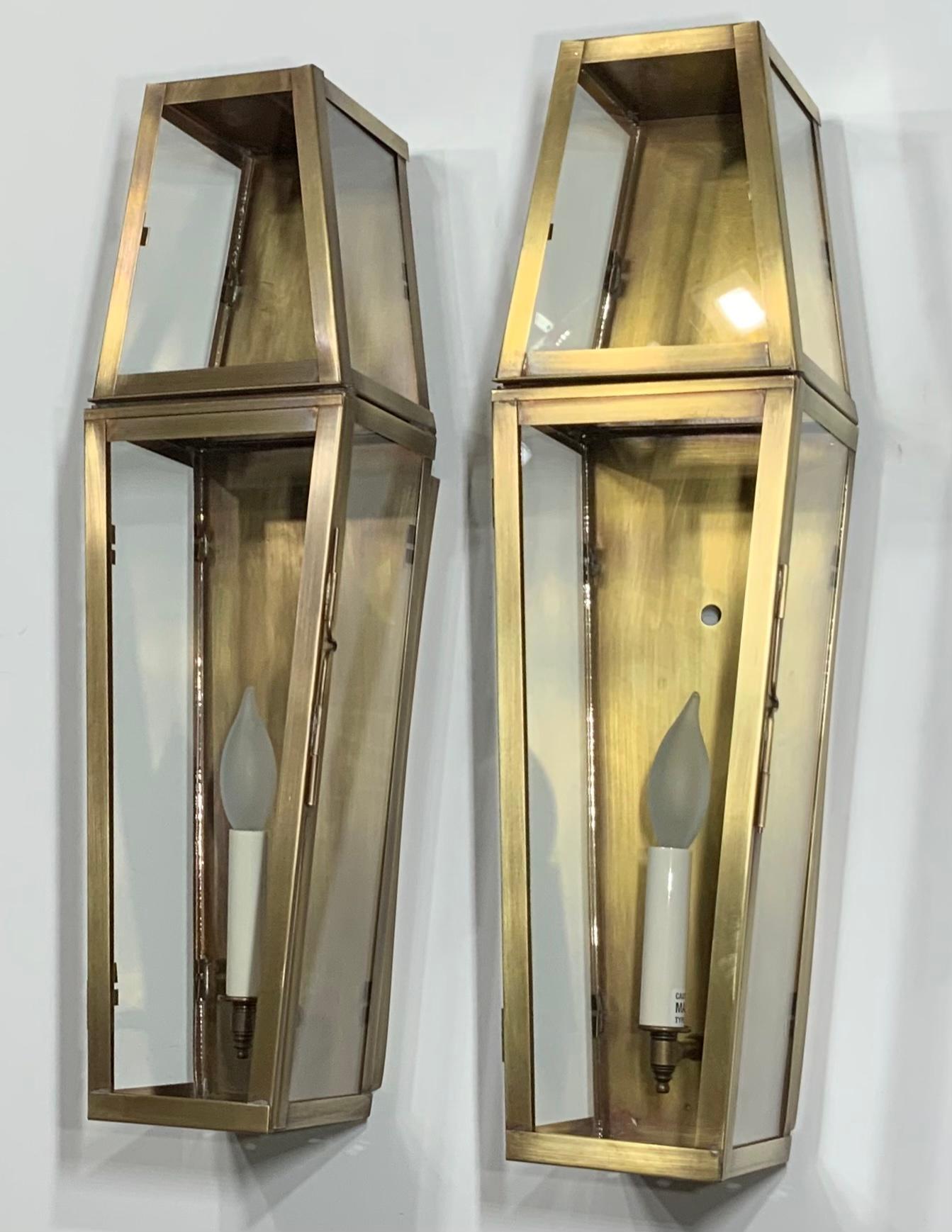 American Pair of Handcrafted Wall-Mounted Brass Lantern For Sale