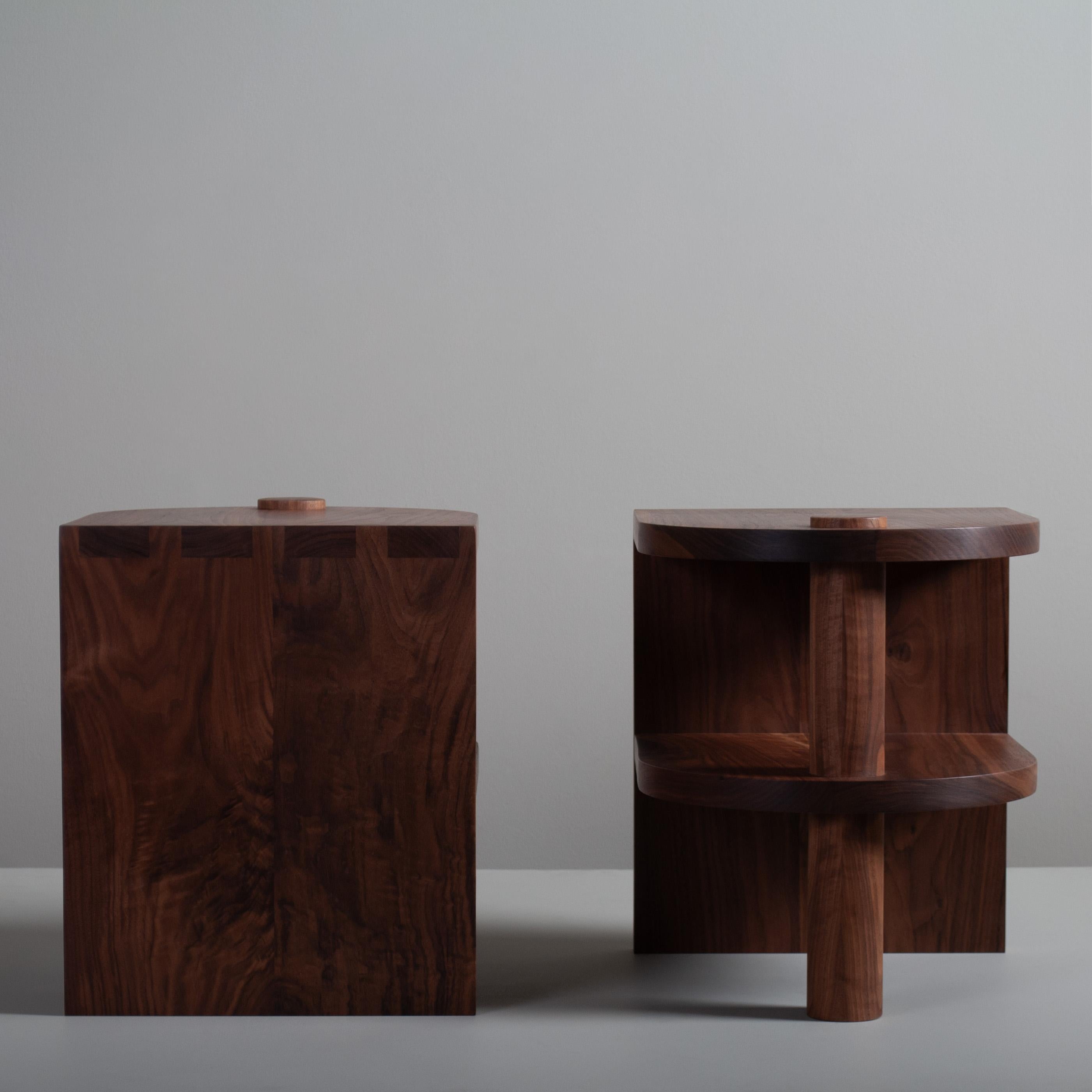 Pair of Handcrafted Walnut Nightstands, End Tables For Sale 1