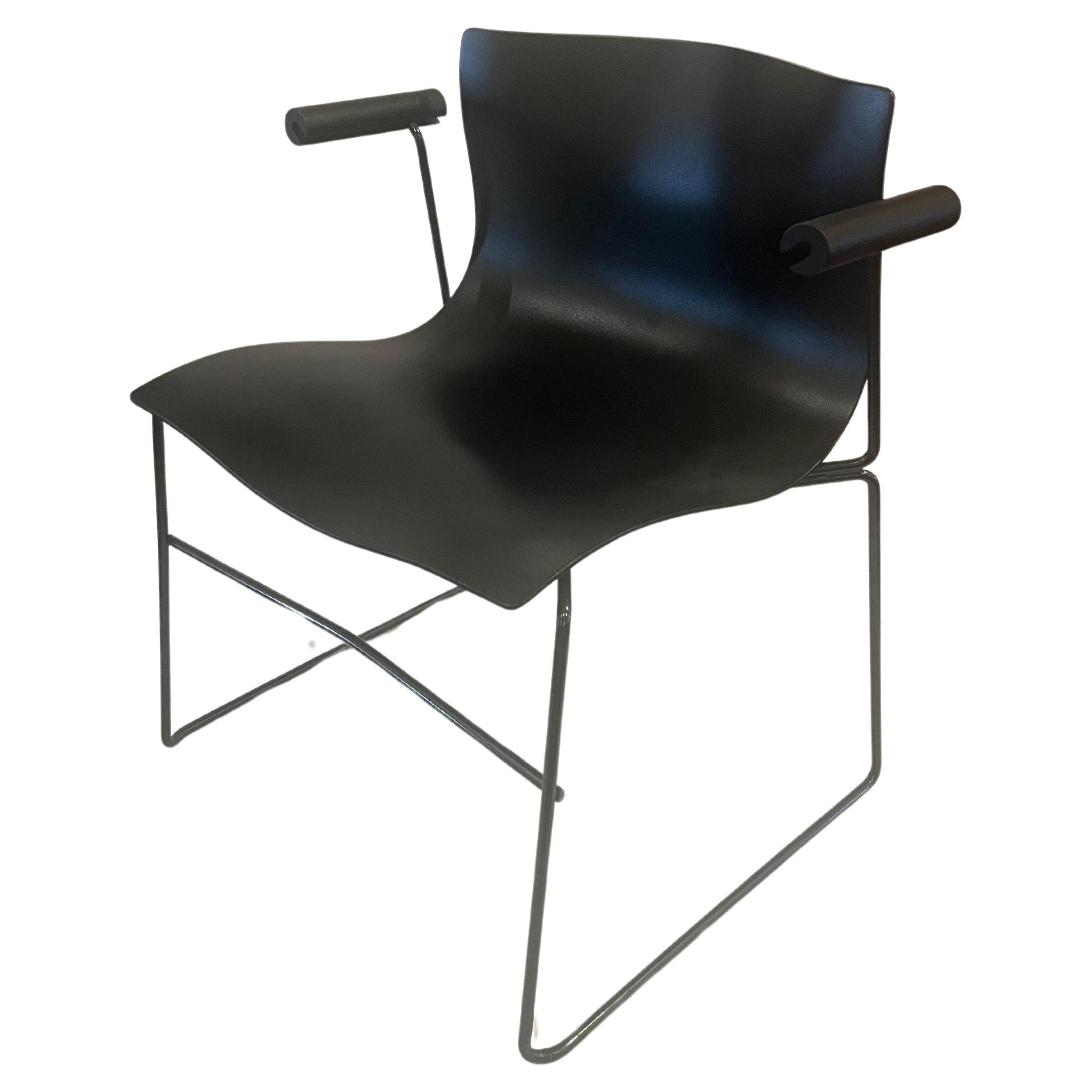 Paire de fauteuils en mouchoir de poche  Conçu par Massimo Vignelli pour Knoll Studio Excellent état - En vente à San Diego, CA