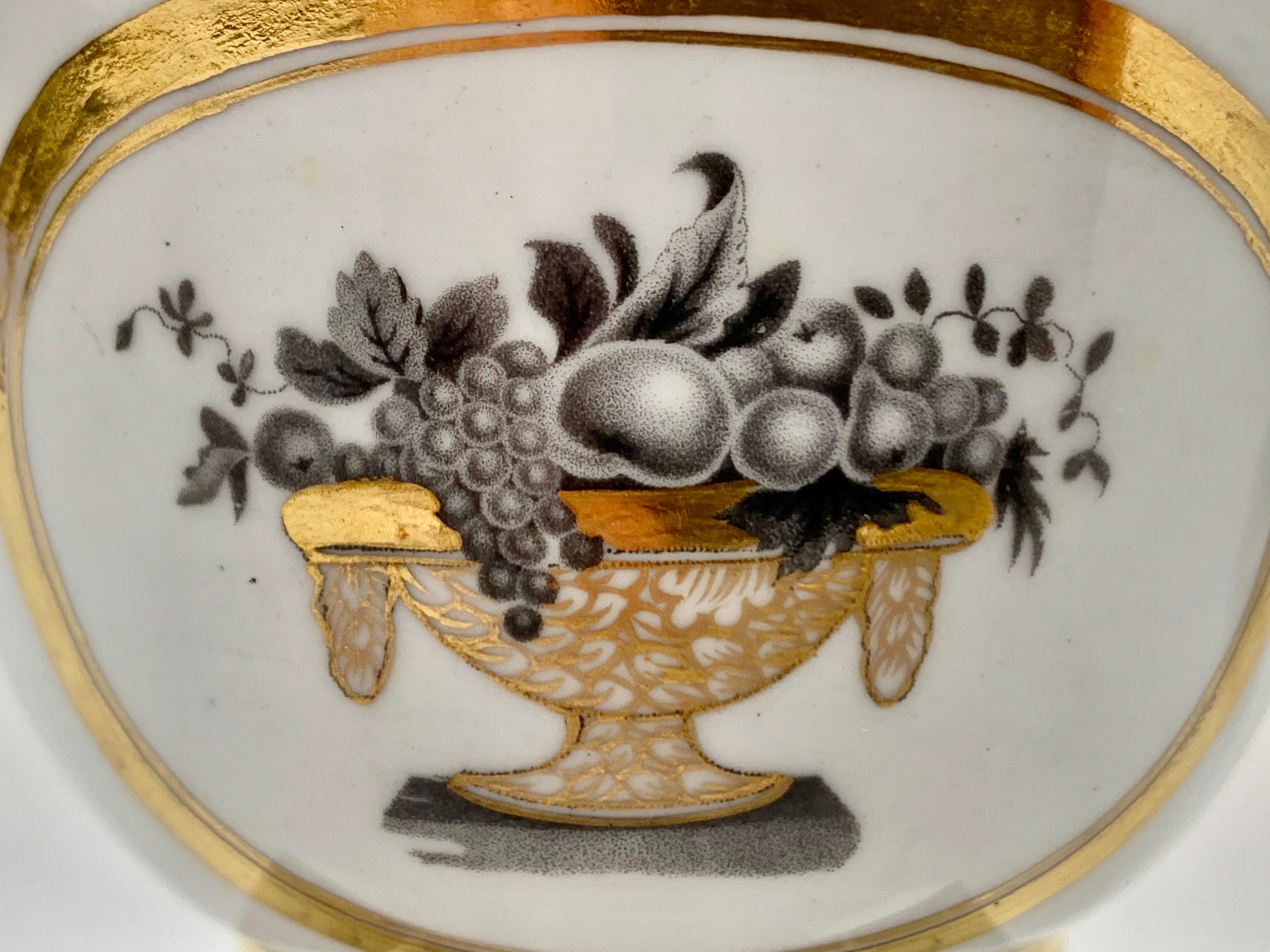 Early 19th Century New Hall Porcelain Co. Handleless Porcelain Tea Bowls En Grisaille-A Pair 