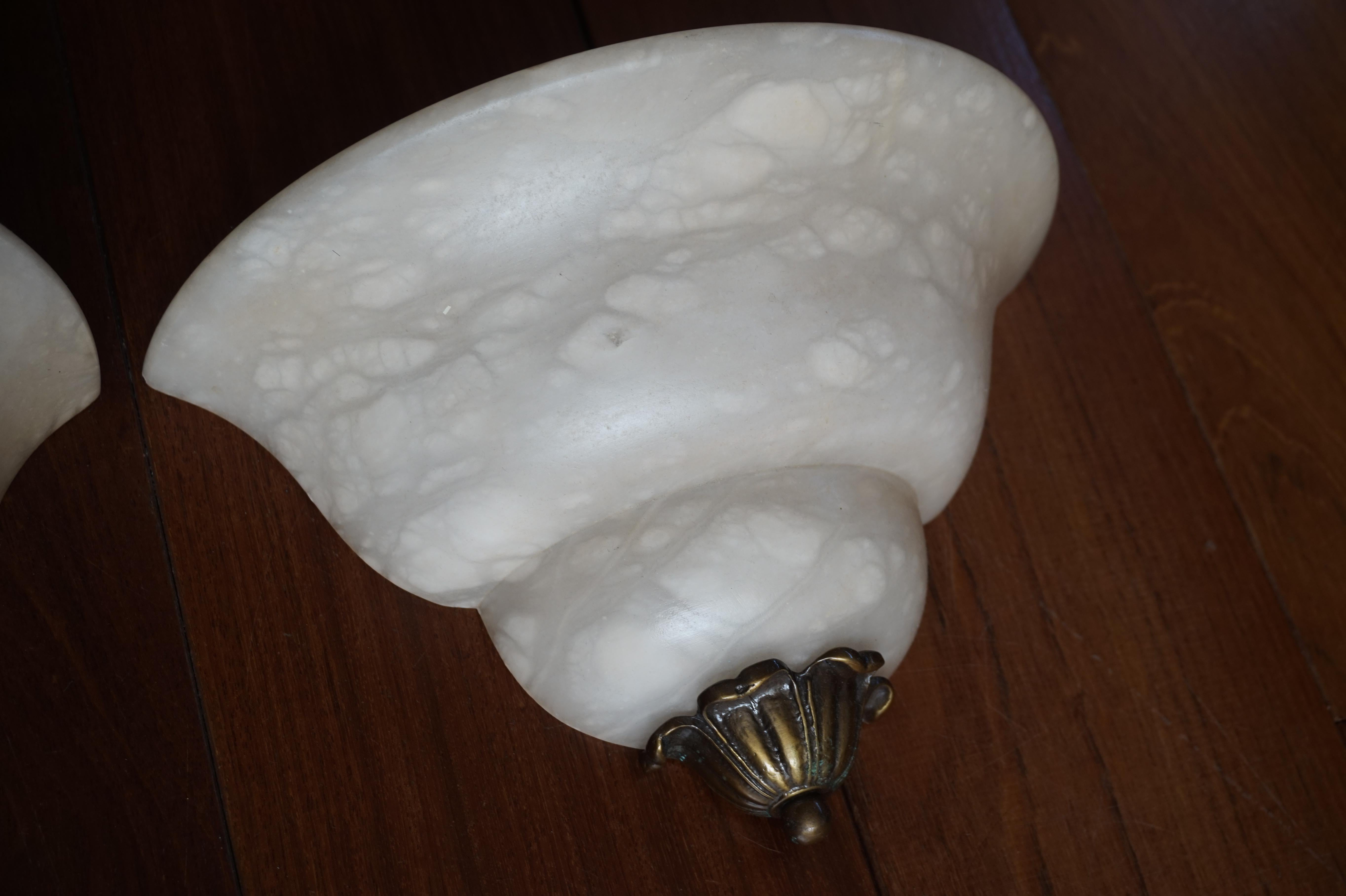 Pair of Handmade French Art Deco Style Alabaster & Bronze Sconces / Wall Lights In Excellent Condition In Lisse, NL