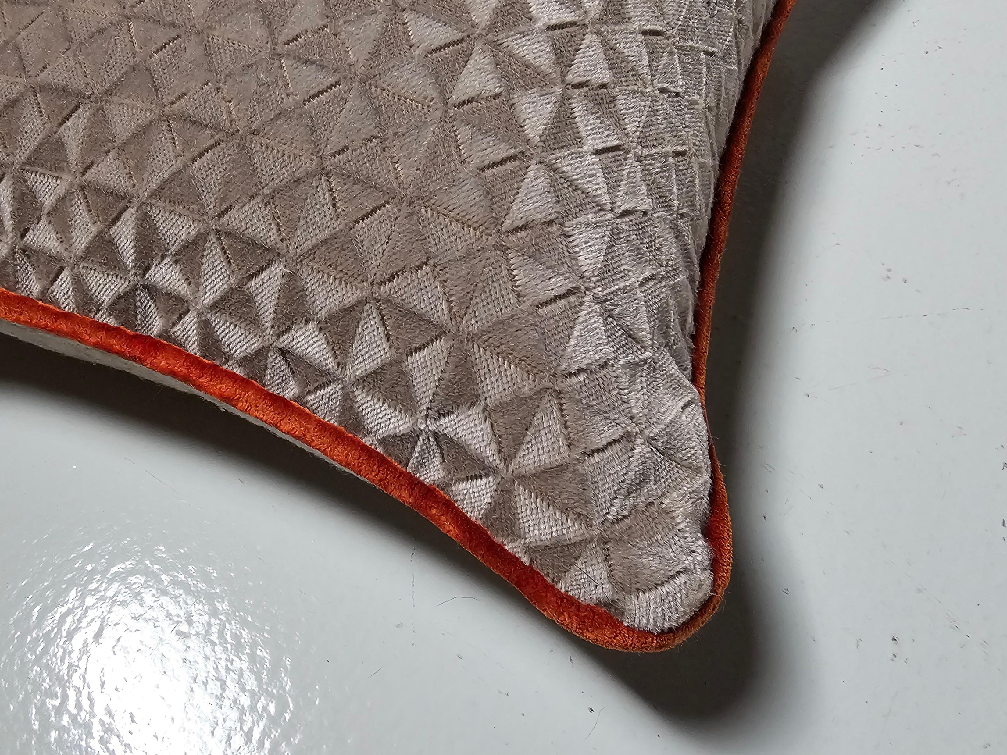 Coppia di cuscini Hermès realizzati a mano in vendita 2
