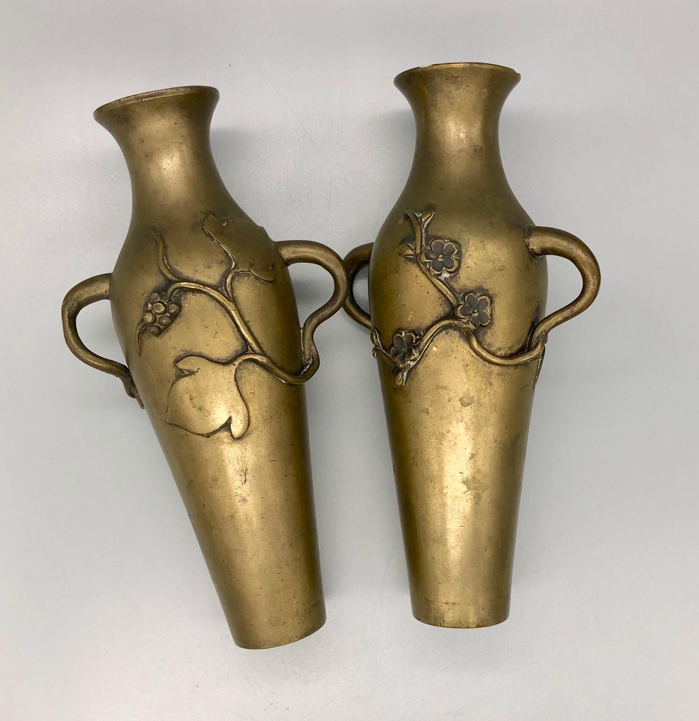Forged Pair of Handmade Meiji Era Bronze Art Nouveau Vases, Flowers and Grapevine For Sale
