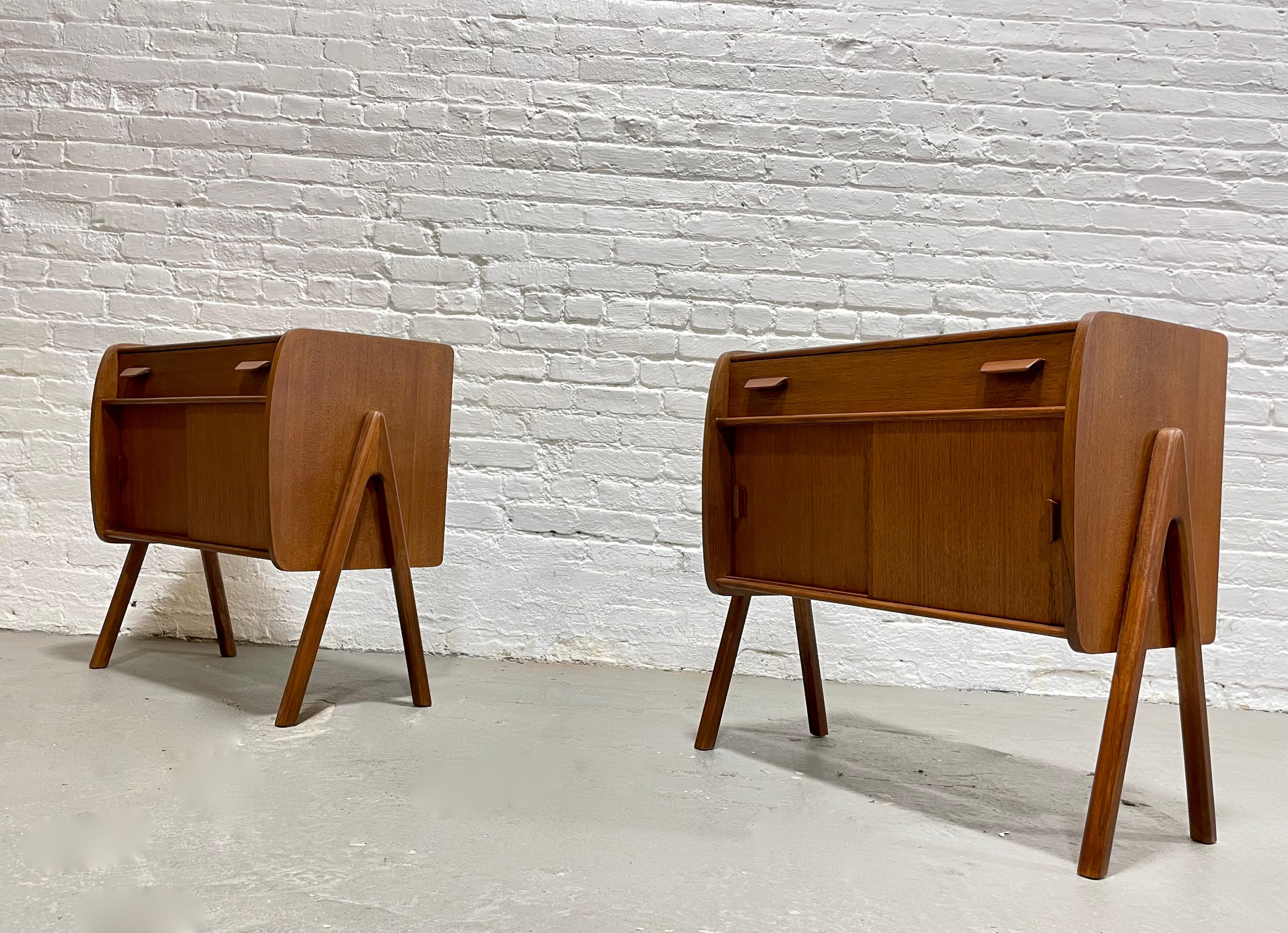 Pair of Handmade Mid-Century Modern Teak Cabinets / Nightstands / Bedside Tables 6