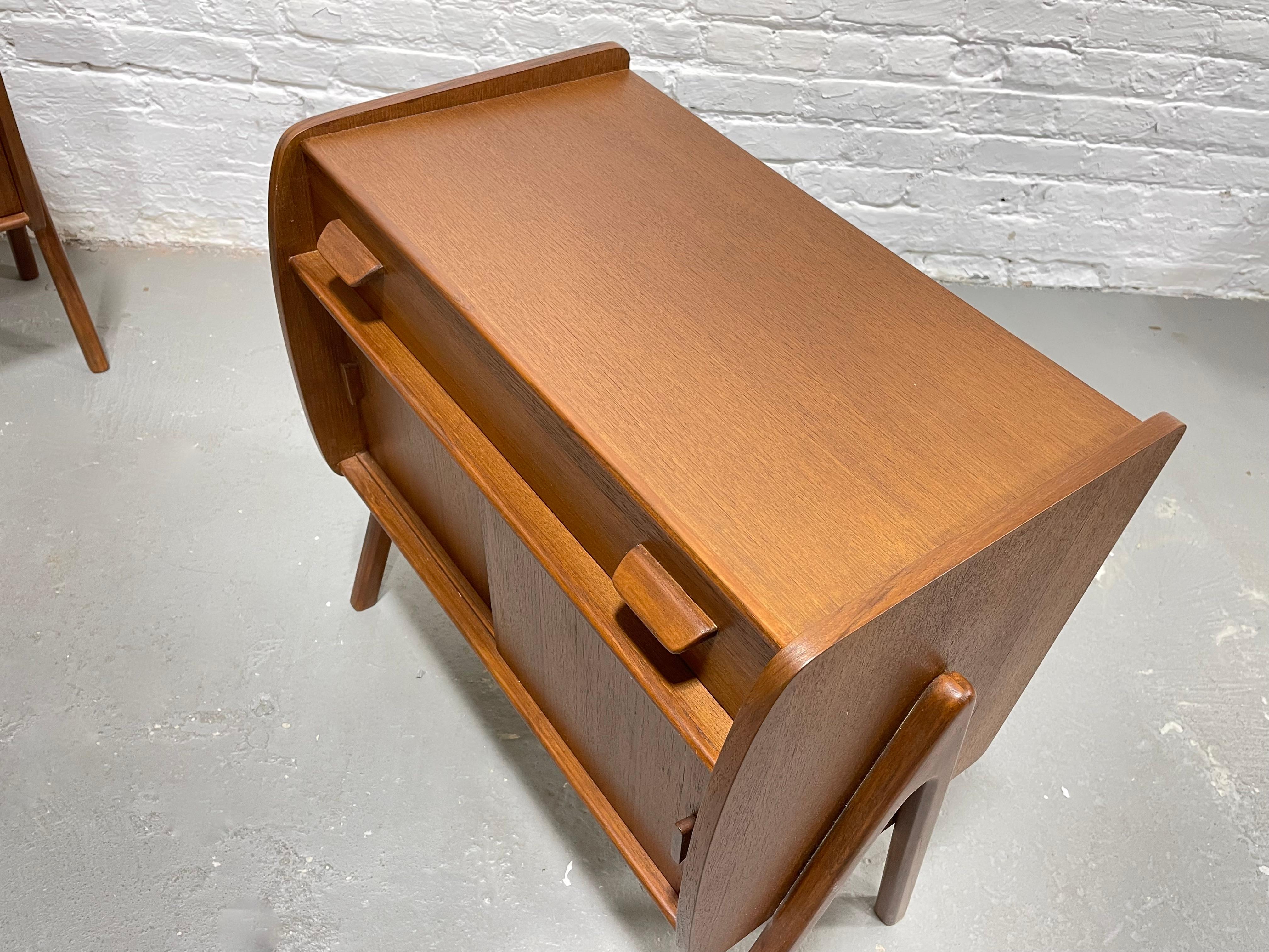Pair of Handmade Mid-Century Modern Teak Cabinets / Nightstands / Bedside Tables 4