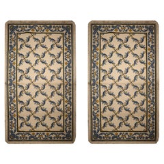 Paar handgefertigte Gobelinstickerei-Teppiche Symmetrical Traditional Design Teppich