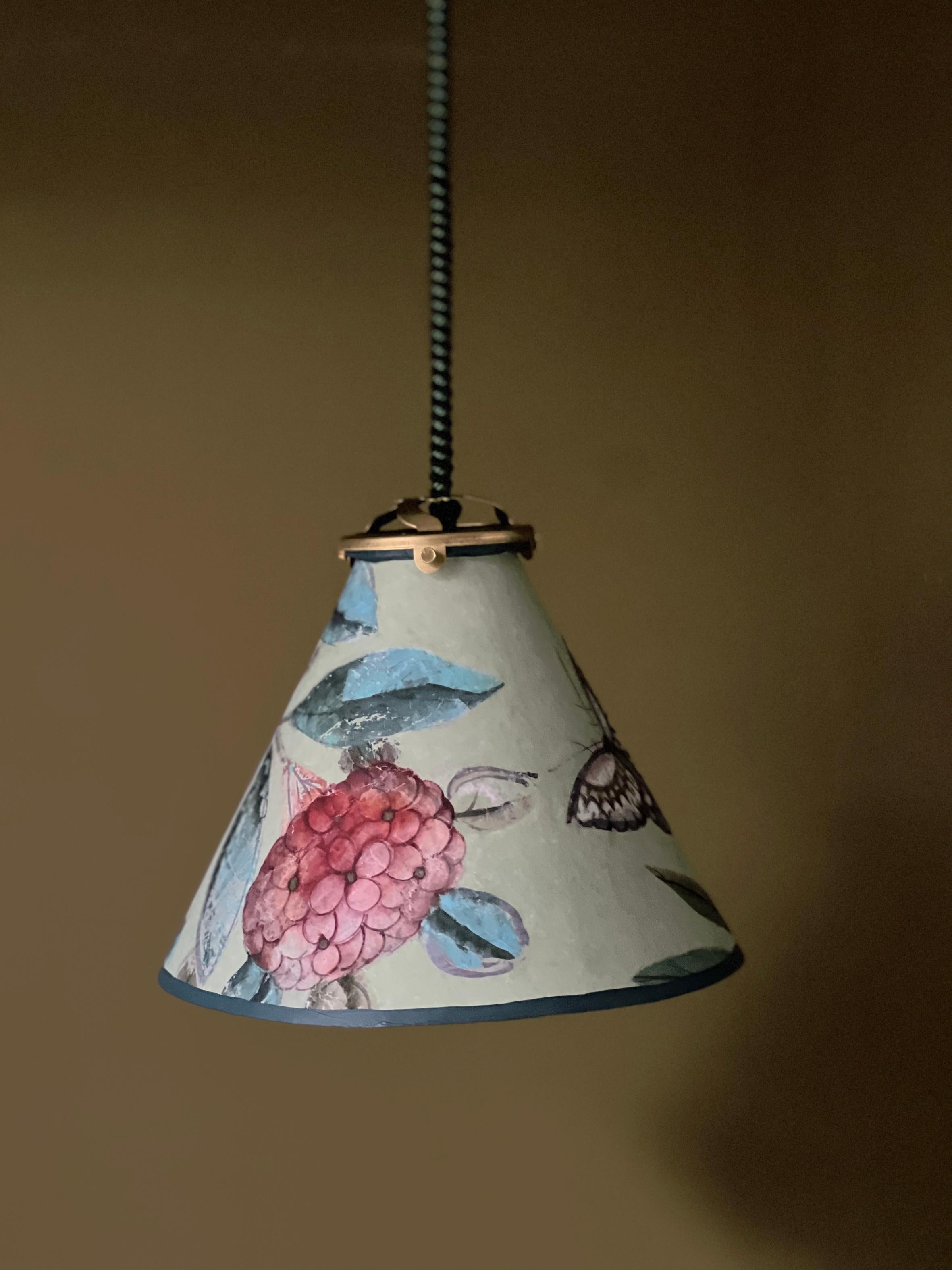 William and Mary Pair of handmade pendant lampshades with Birds - Made in Paris For Sale