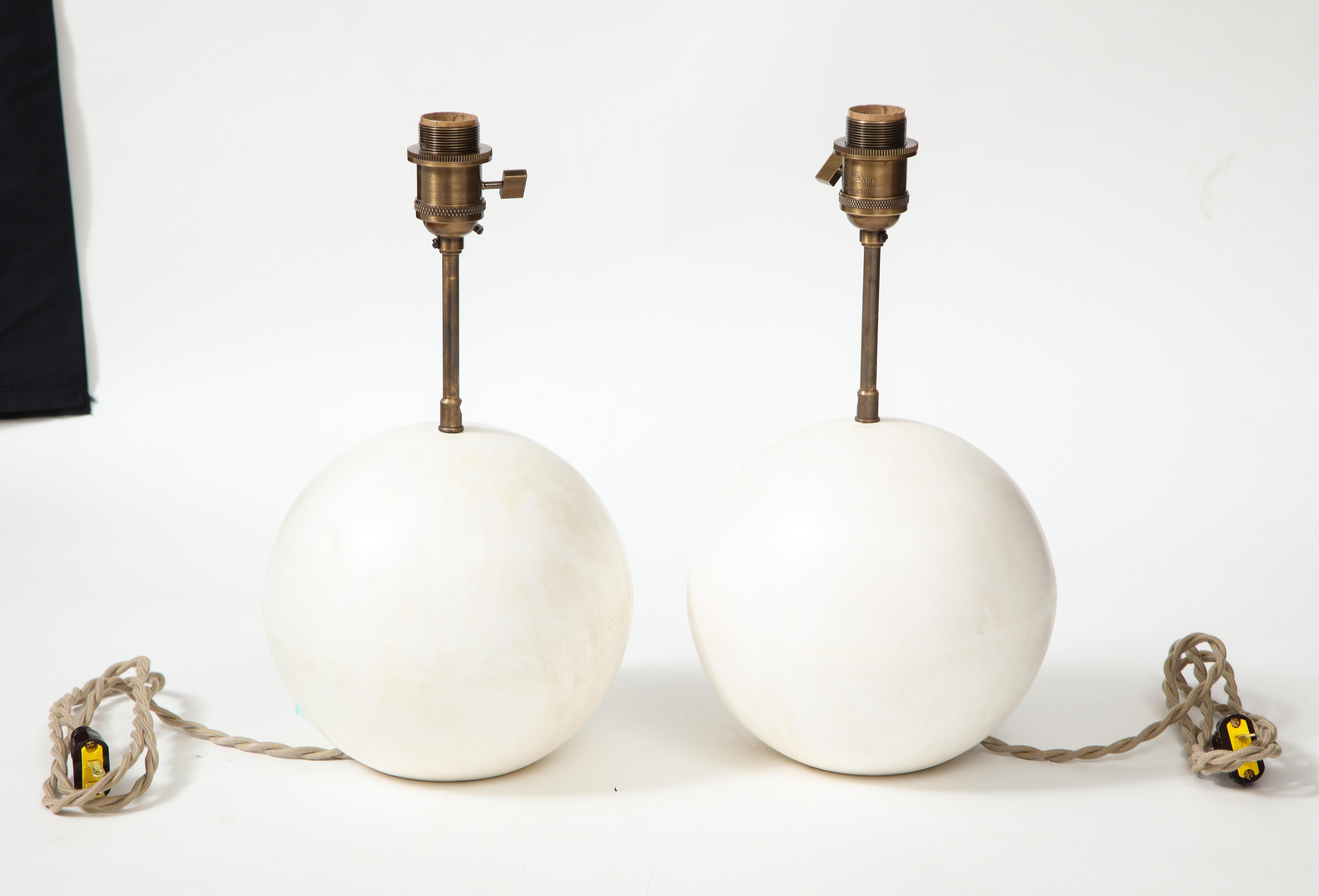 Pair of Handmade Plaster Table Lamps with Globe Bases by Facto Atelier Paris In New Condition In Chicago, IL