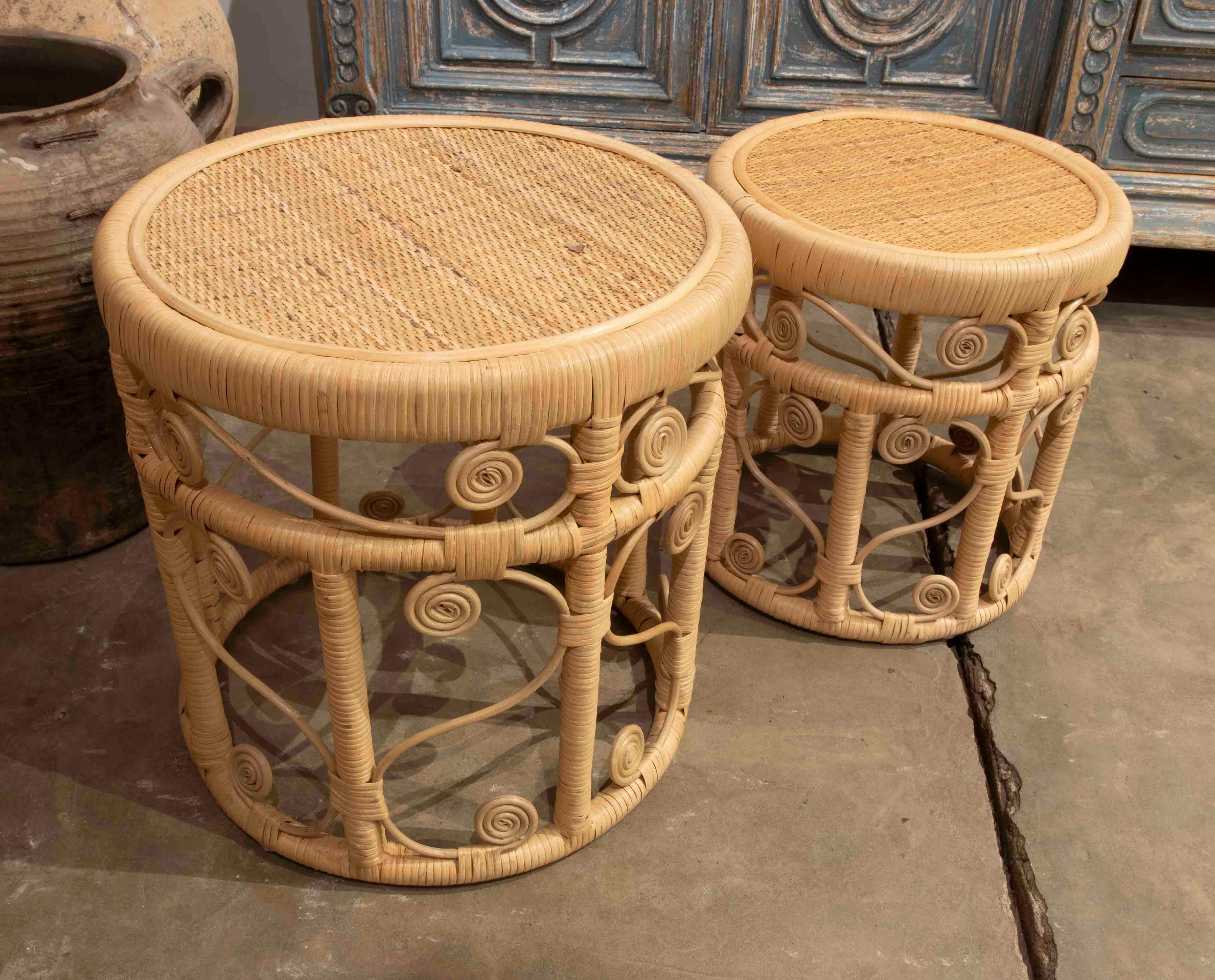 Contemporary Pair of Handmade Rattan and Wicker Round Benches For Sale
