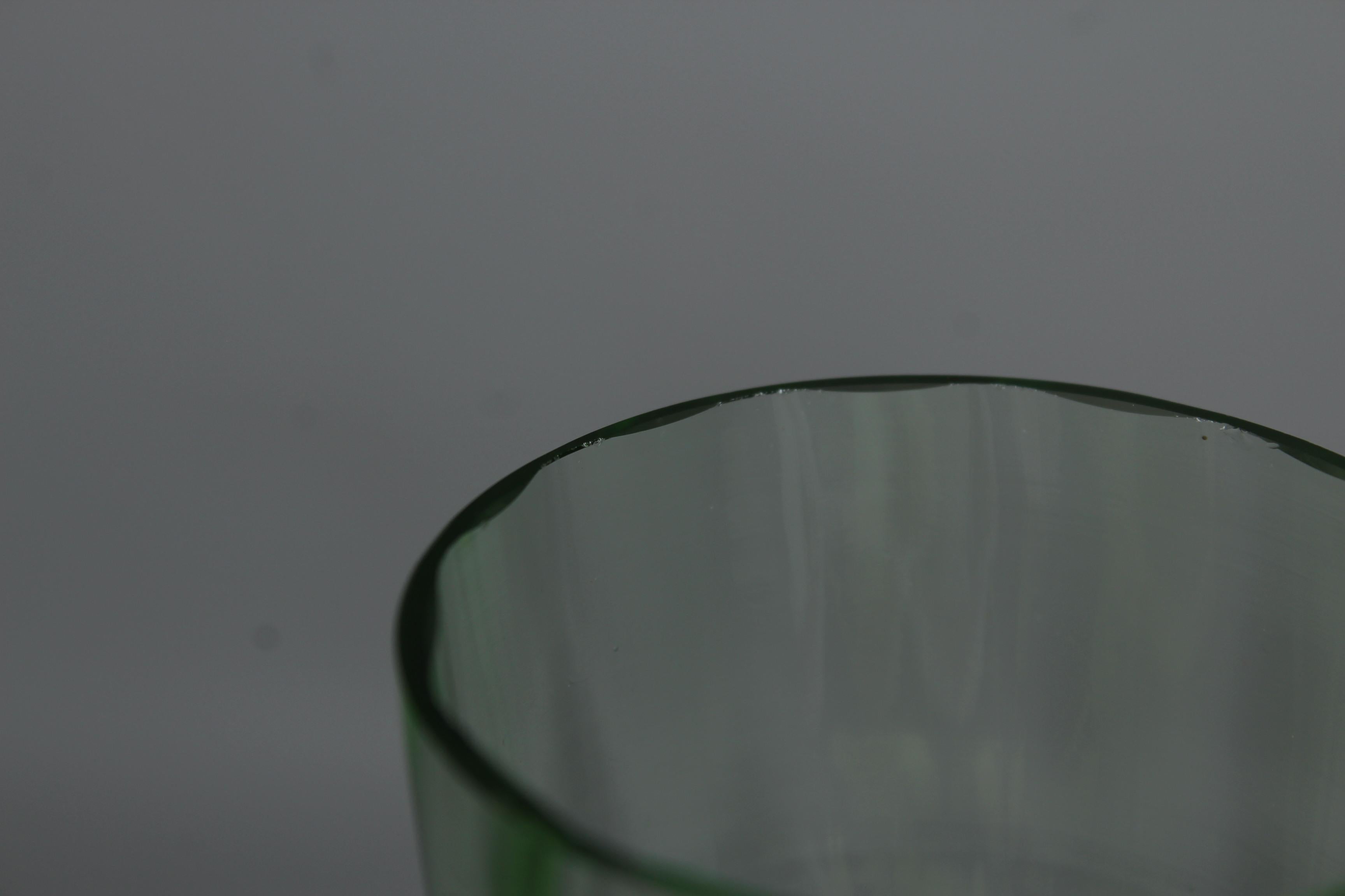 Pareja De Vasos Pintados A Mano, Mediados Siglo XX, Francia, 15 cm en venta 1