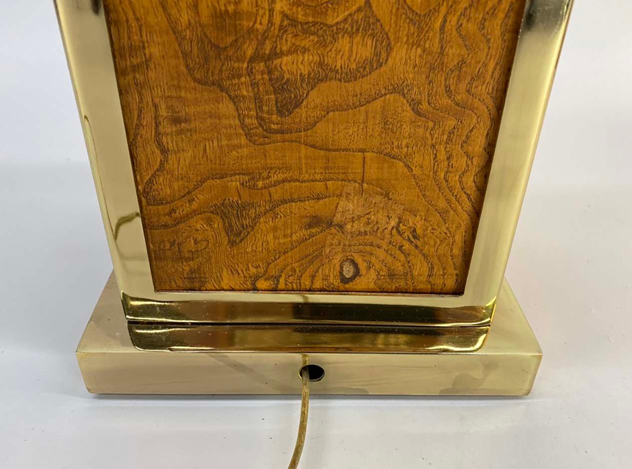 Coppia di bellissime lampade da tavolo italiane in Wood Wood e ottone in vendita 6
