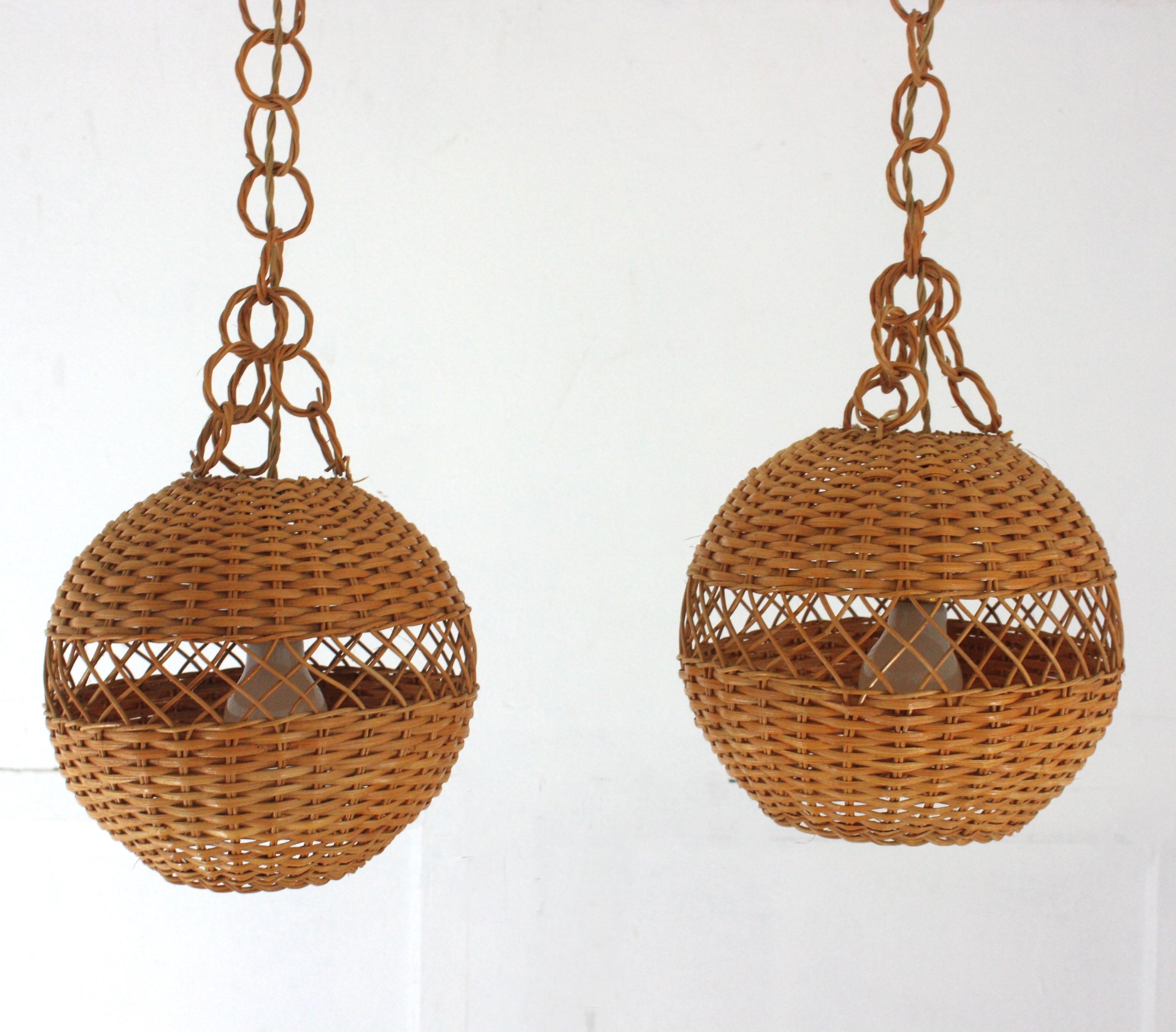 Pair of Handwoven Wicker Globe Pendant Lights or Lanterns For Sale 9