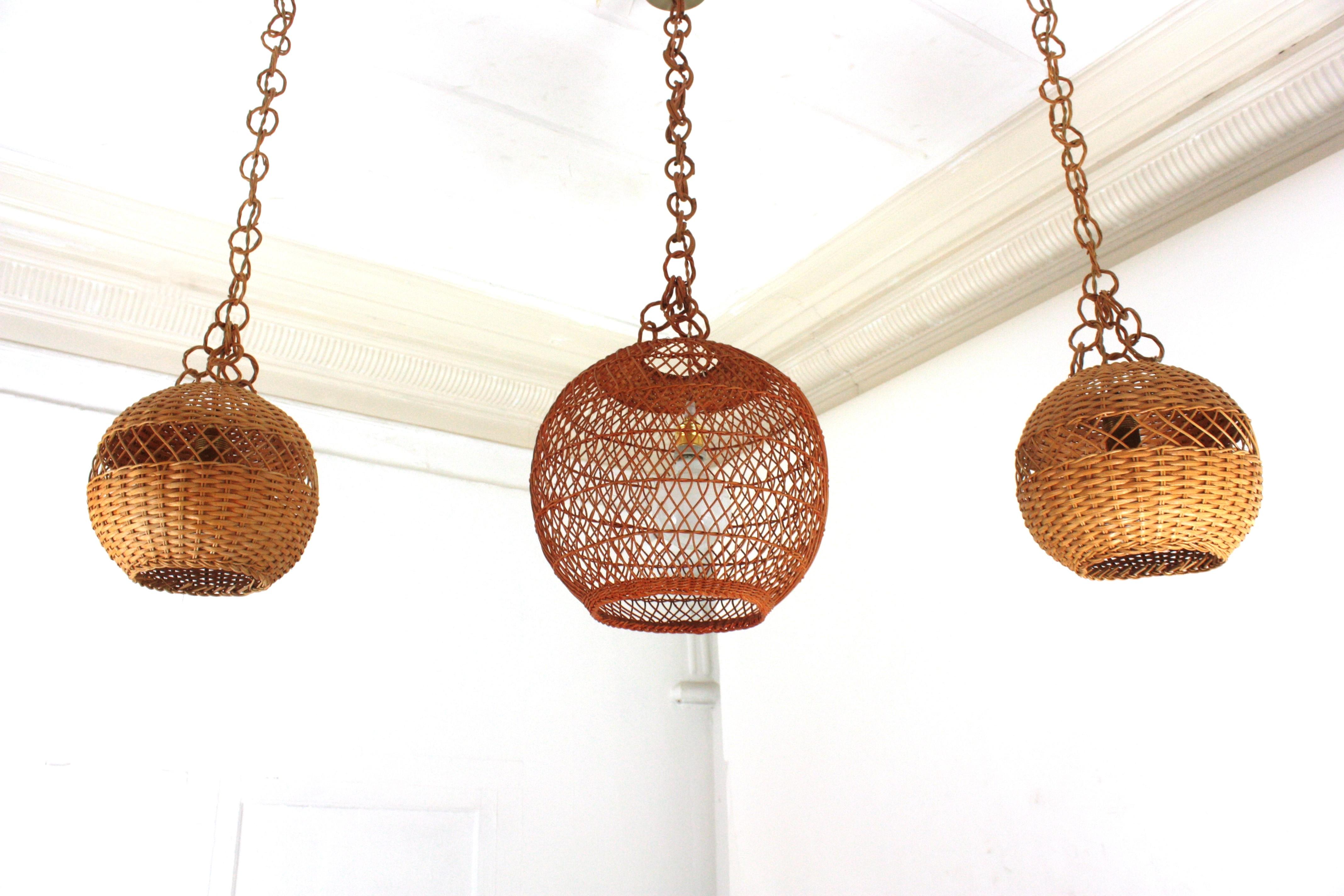 Pair of Handwoven Wicker Globe Pendant Lights or Lanterns For Sale 12