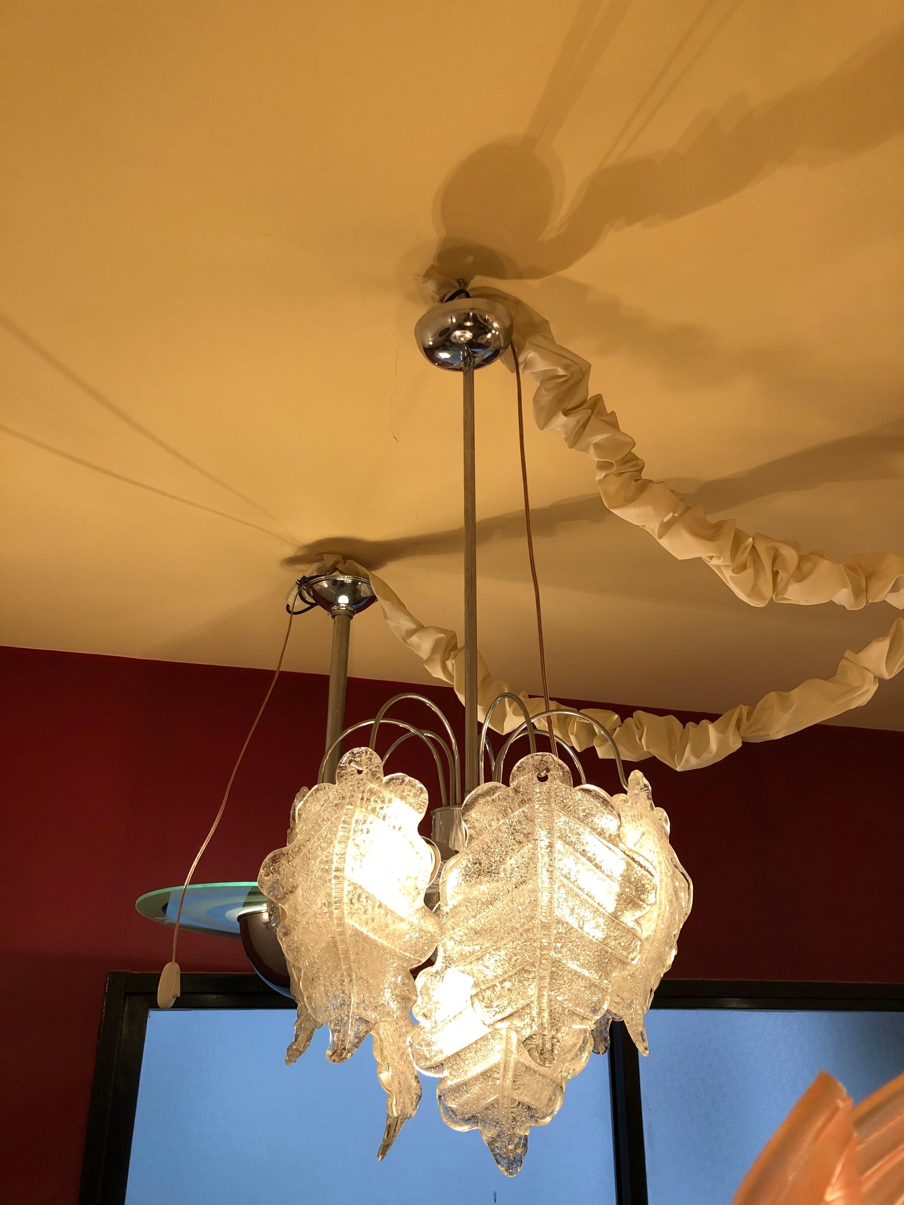 Pair of Hanging Lamp Italian in the style of Barovier & Toso , 1970 For Sale 4
