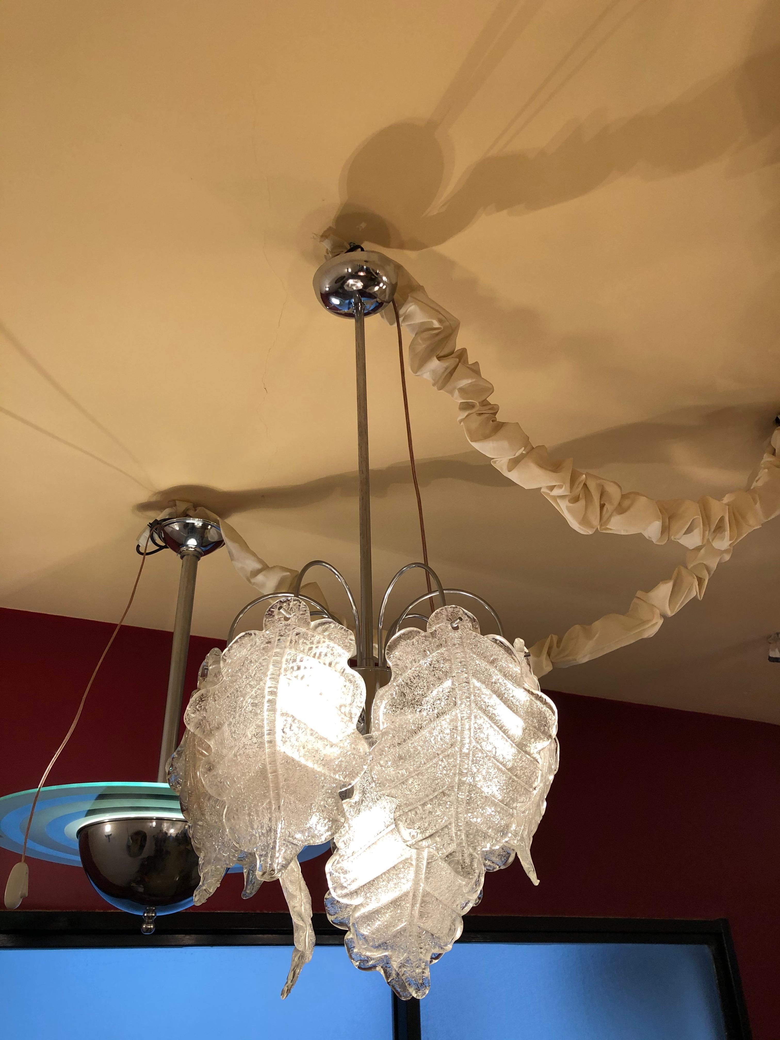Pair of Hanging Lamp Italian in the style of Barovier & Toso , 1970 For Sale 3