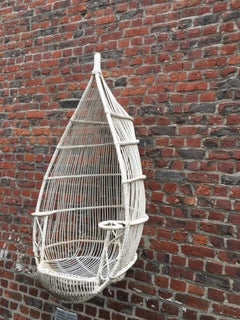Pair of Hanging Seats in White Lacquered Bamboo, circa 1970