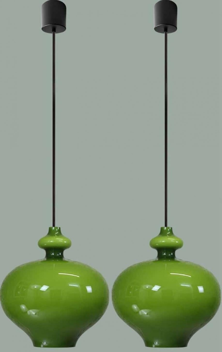 XX secolo Coppia di lampade a sospensione in vetro verde Hans-Agne Jakobsson for Staff, 1960 in vendita