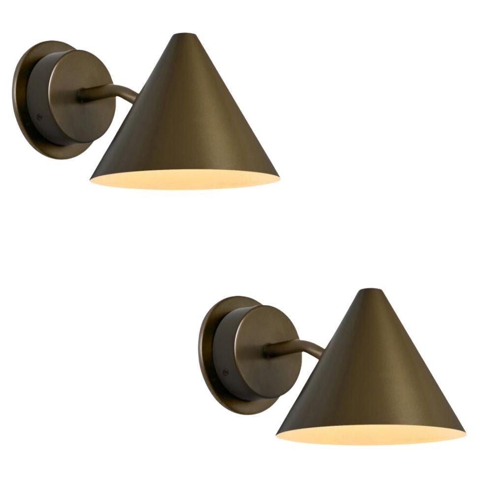 Coppia di lampade da esterno 'Mini-Tratten' di Hans-Agne Jakobsson in marrone verniciato