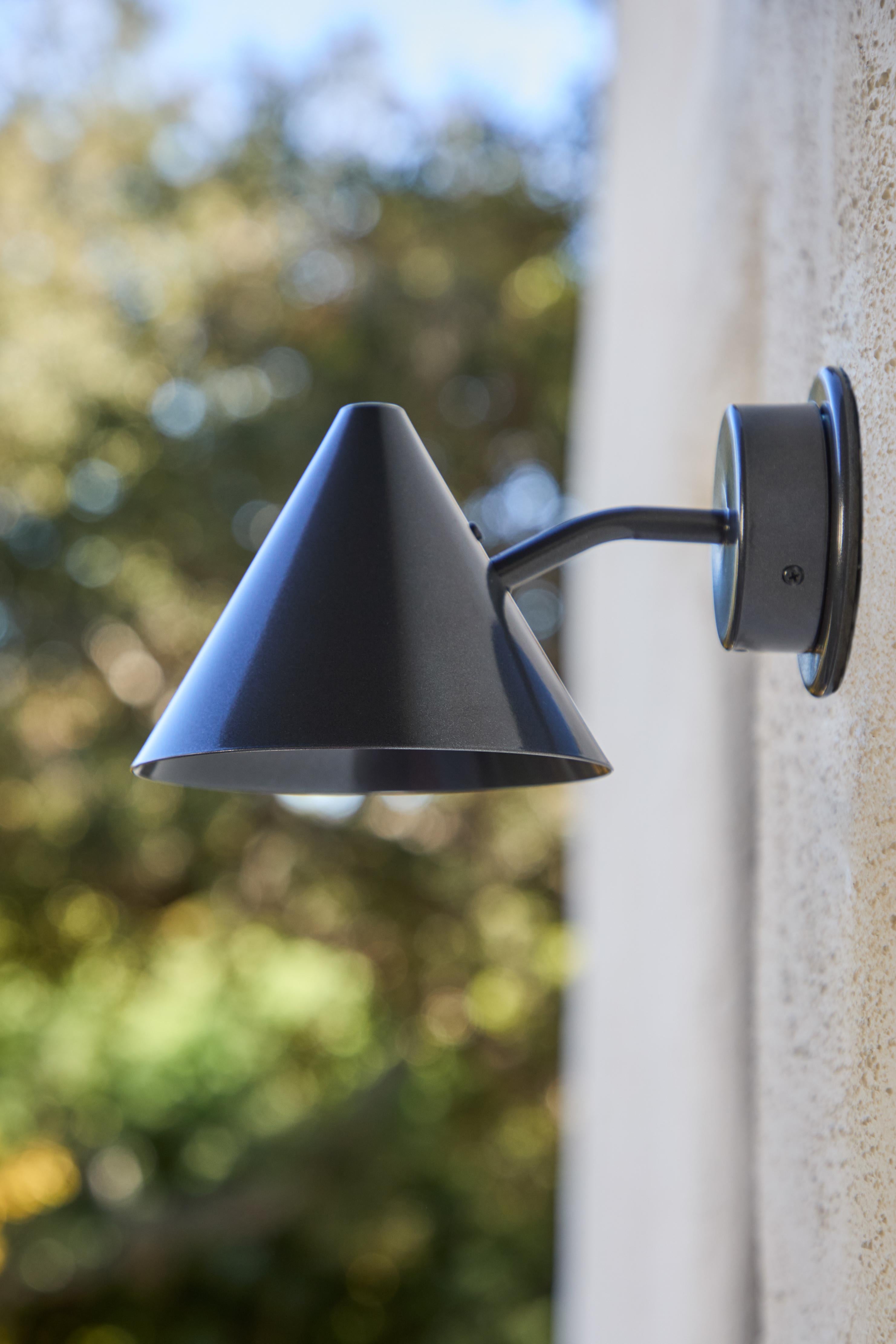 Scandinavian Modern Pair of Hans-Agne Jakobsson 'Mini-Tratten' Outdoor Sconces in Painted Steel For Sale
