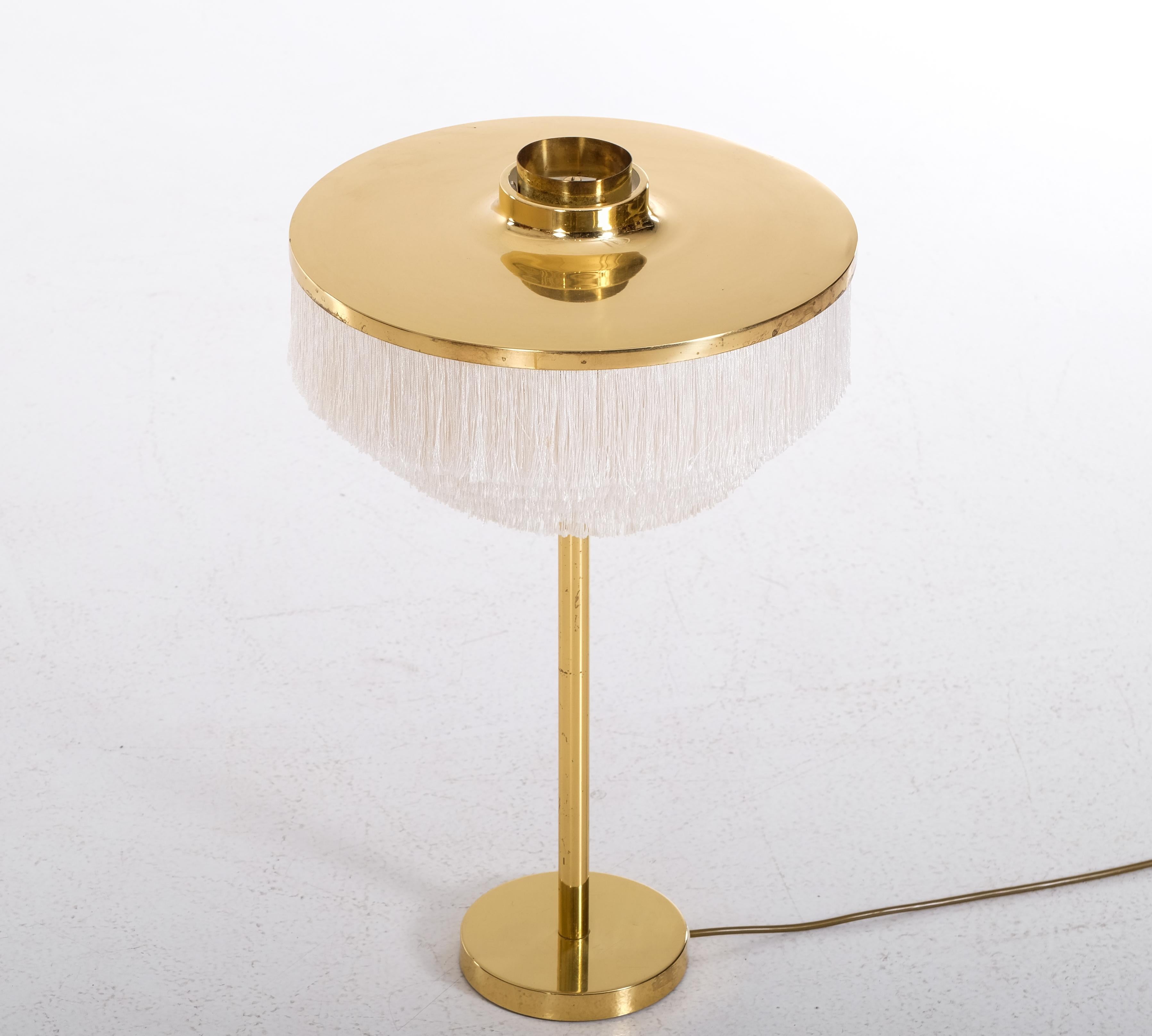 Scandinavian Modern Pair of Hans-Agne Jakobsson Model B-138 Brass Table Lamps, 1960s For Sale