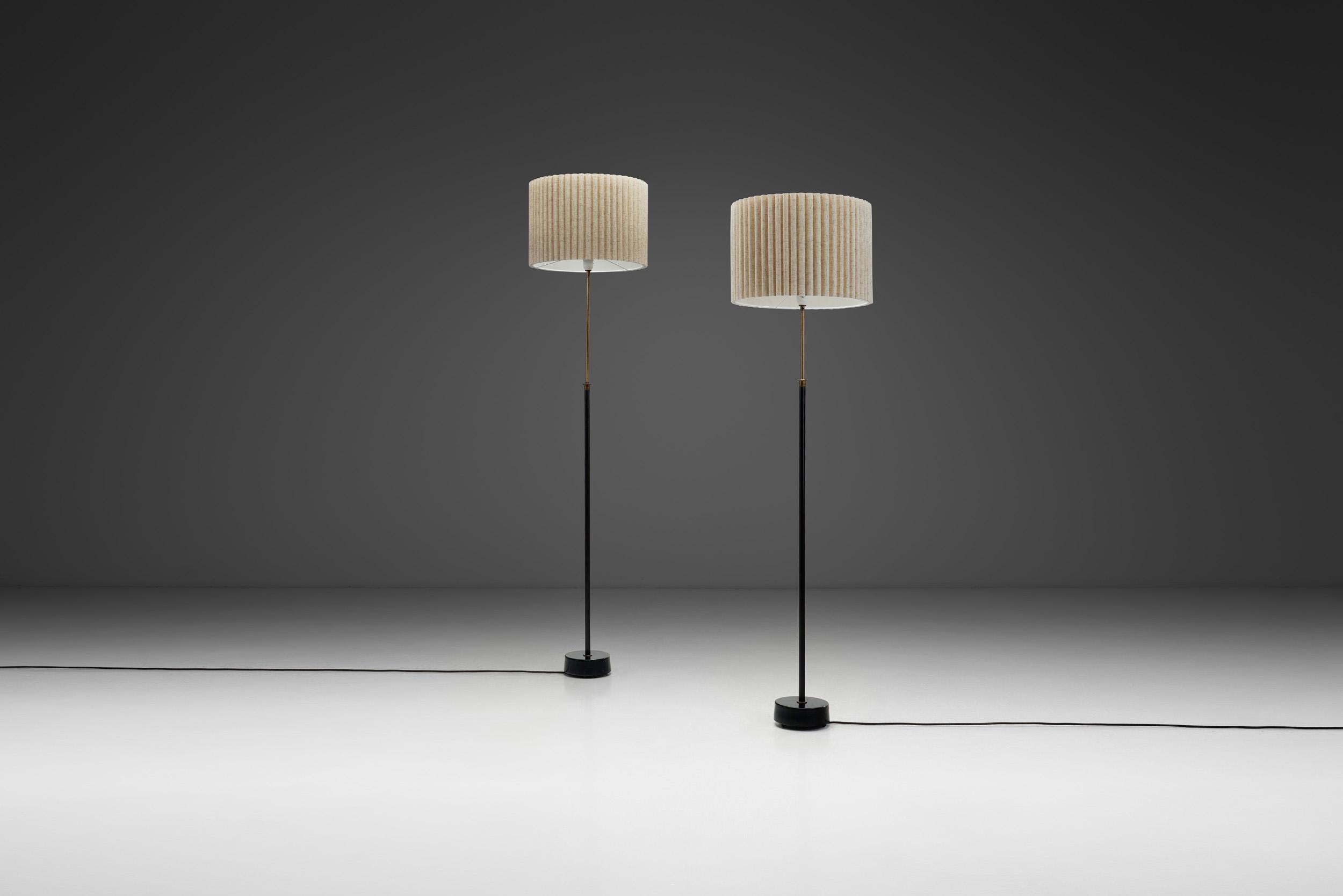 Coppia di lampade da terra Hans-Agne Jakobsson modello 
