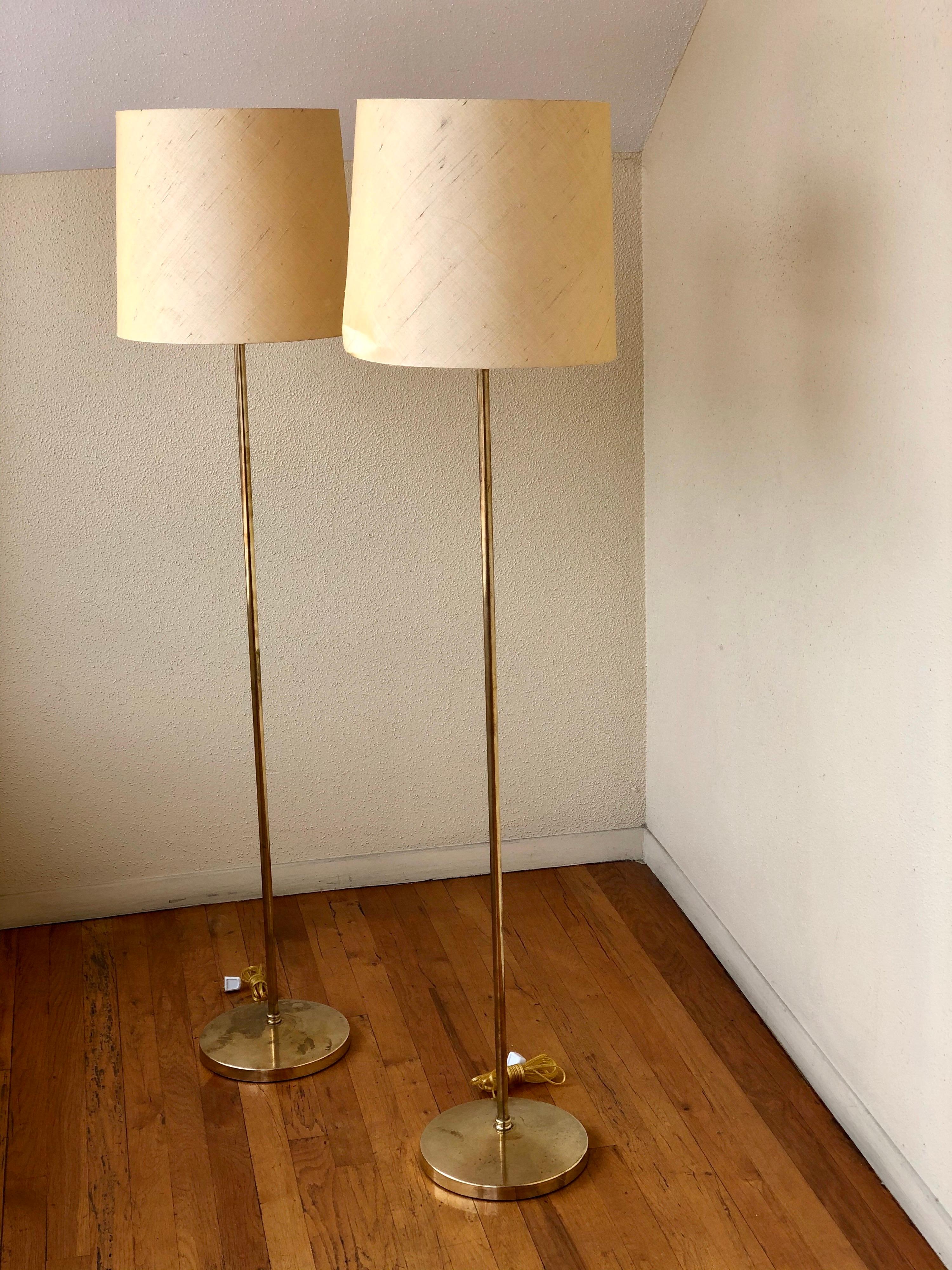 Hollywood Regency Pair of Hans-Agne Jakobsson Polished Brass Floor Lamps For Sale