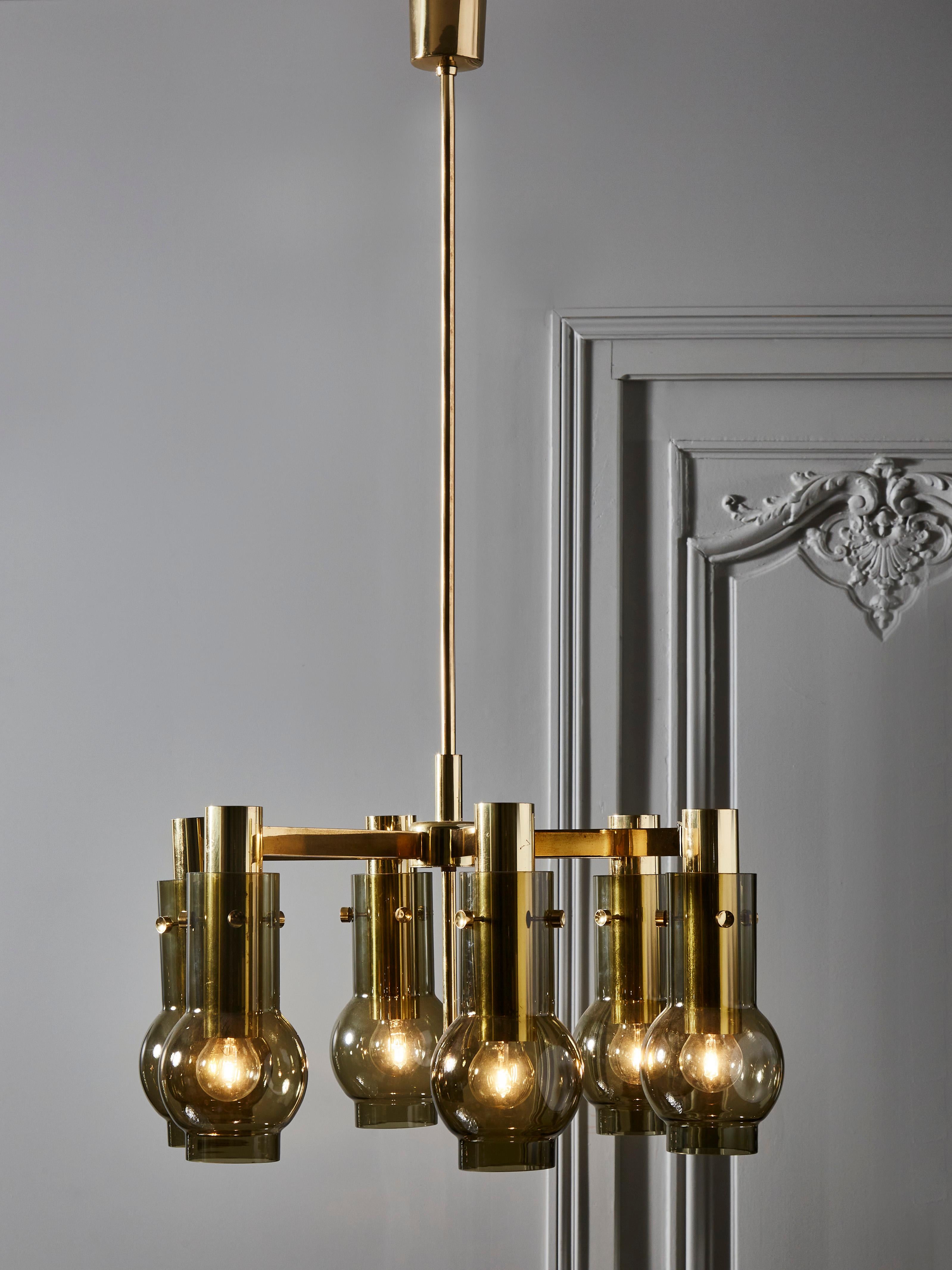 Scandinavian Modern Pair of Hans Agne Jakobsson Six Arms Chandeliers with Smoke Grey Glass Shades For Sale