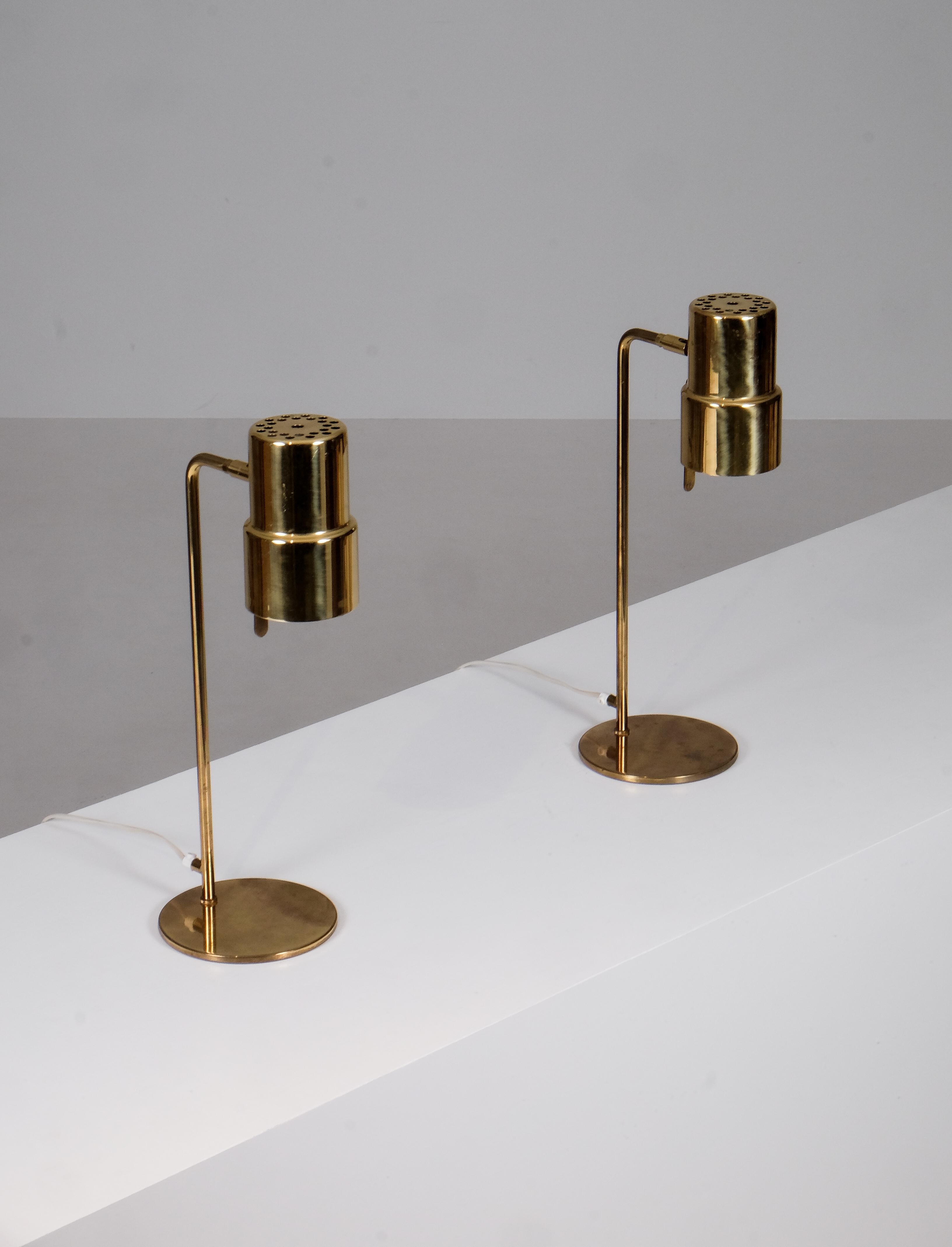 Suédois Paire de lampes de bureau Hans-Agne Jakobsson modèle B-195, années 1960 en vente
