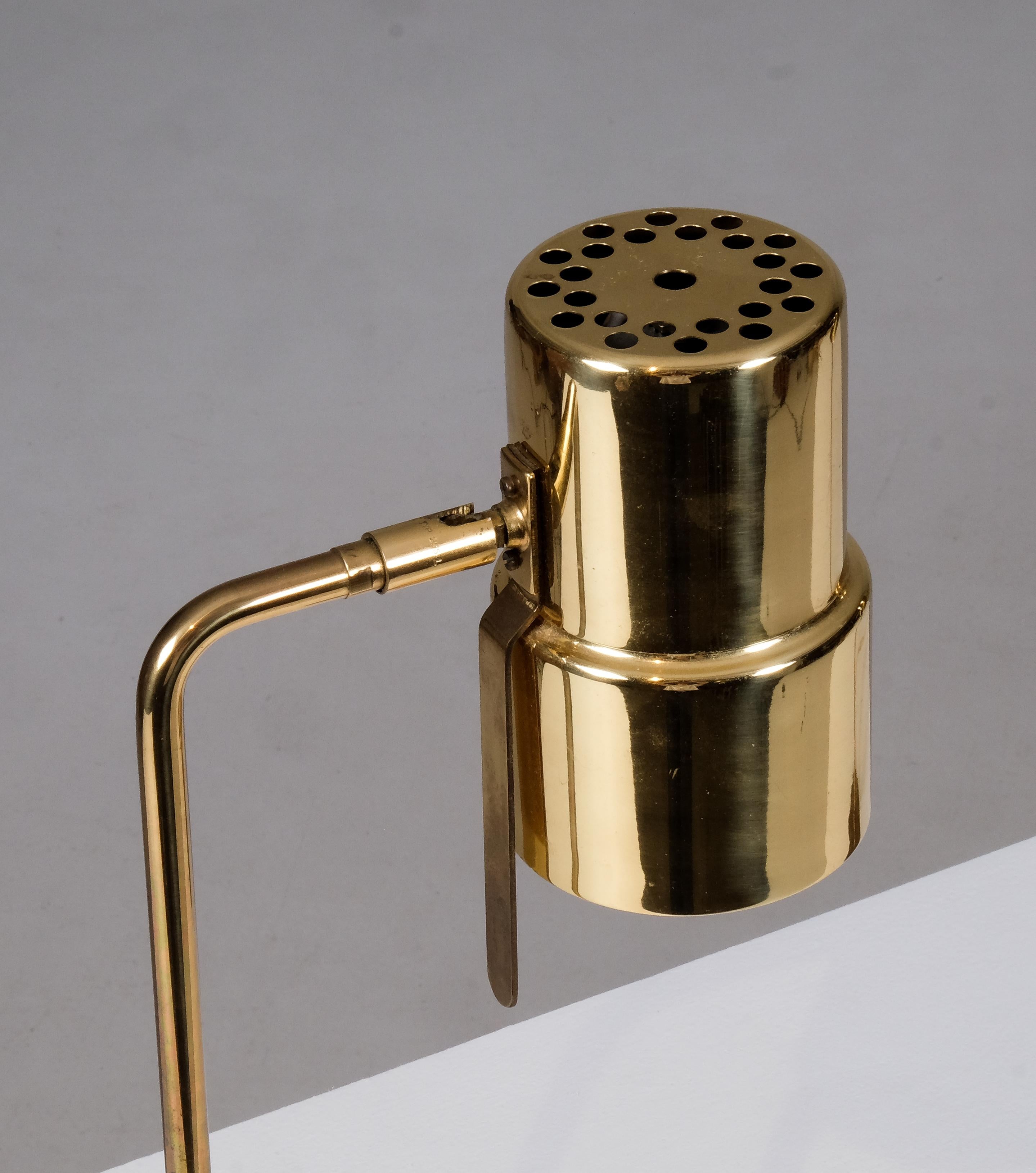 Paire de lampes de bureau Hans-Agne Jakobsson modèle B-195, années 1960 Bon état - En vente à Stockholm, SE