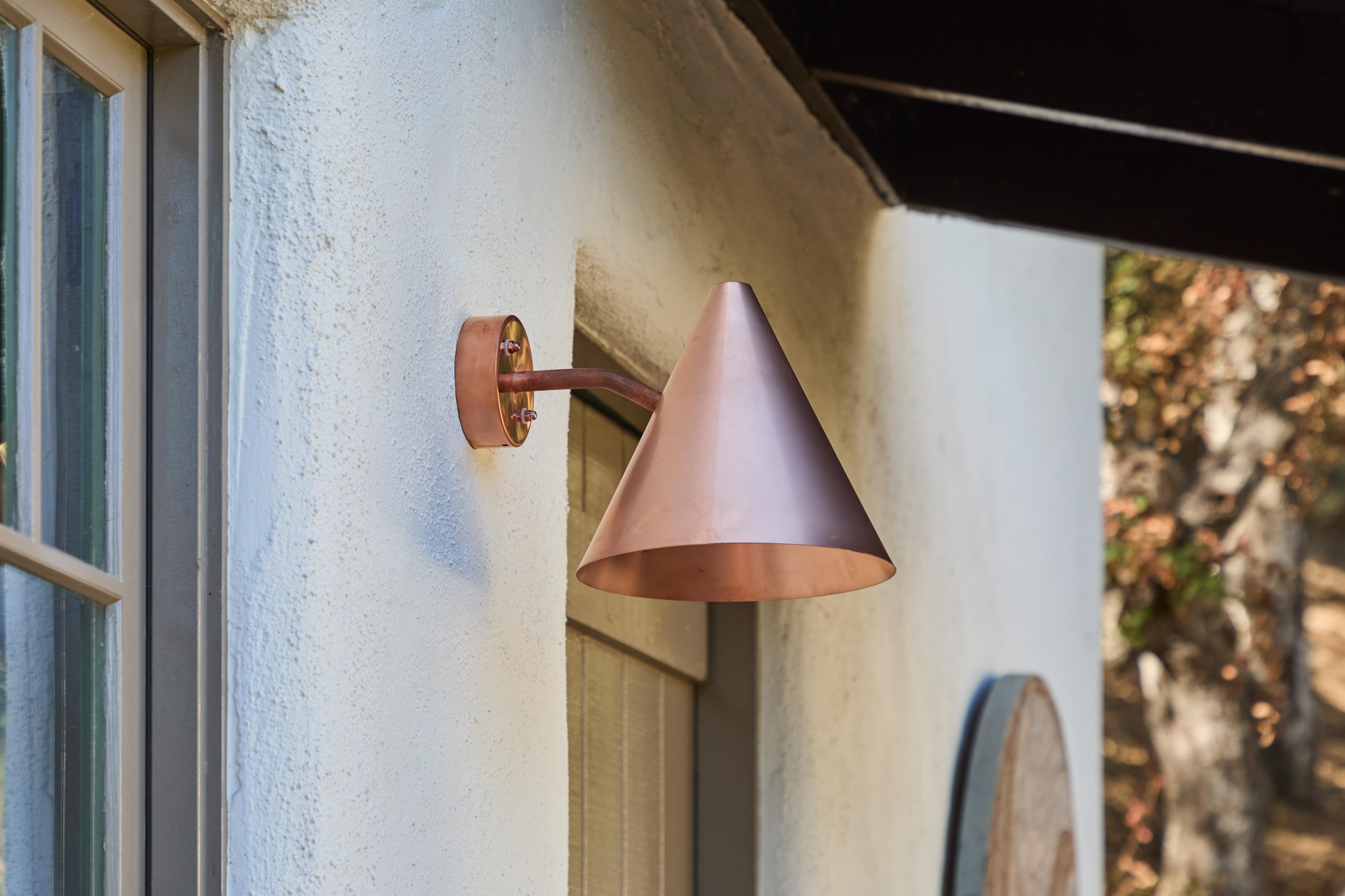 Pair of Hans-Agne Jakobsson 'Tratten' Outdoor Sconces in Painted Silver For Sale 7