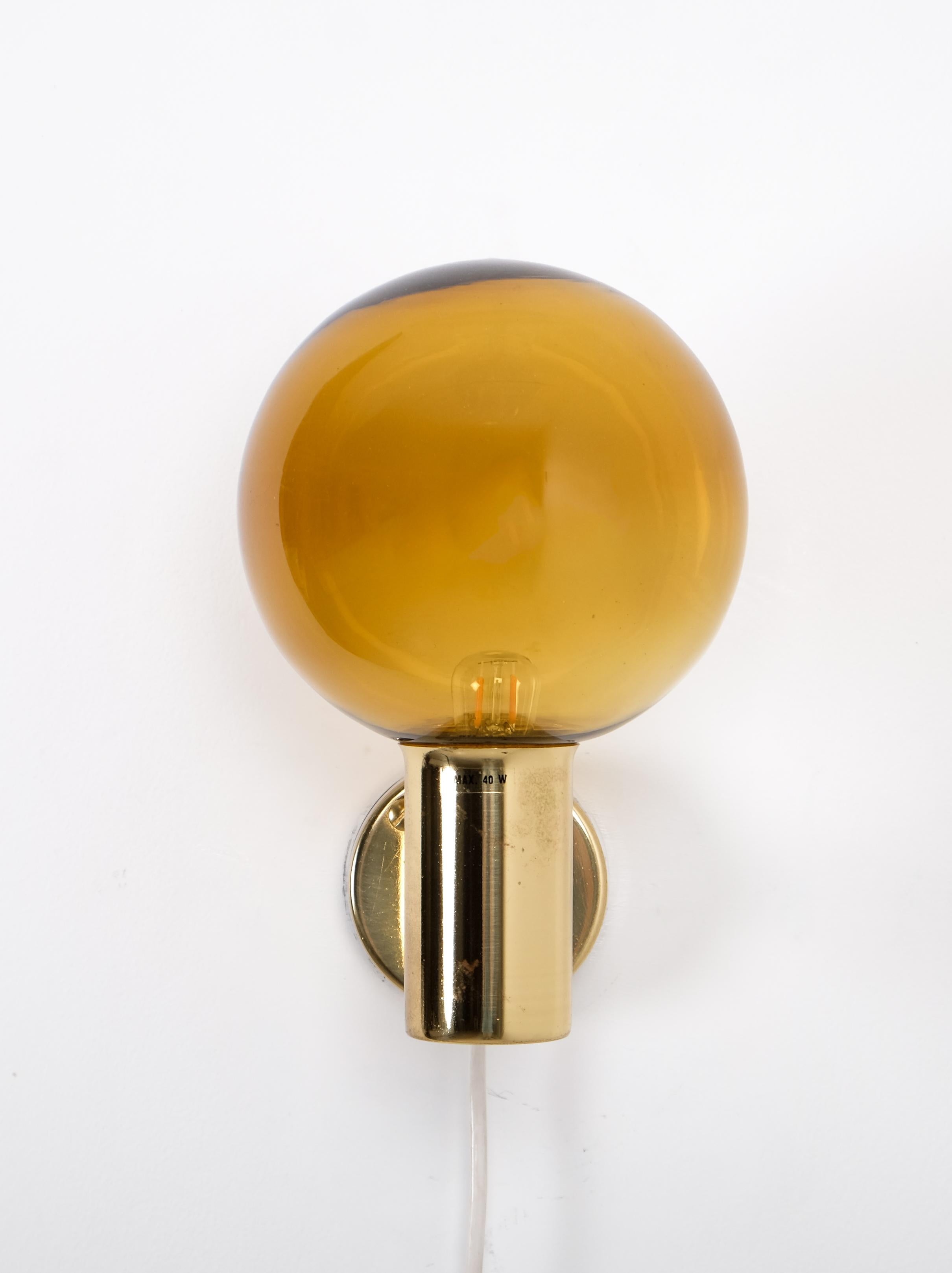 Scandinavian Modern Pair of Hans-Agne Jakobsson Wall Lights Model V-149, 1960s For Sale