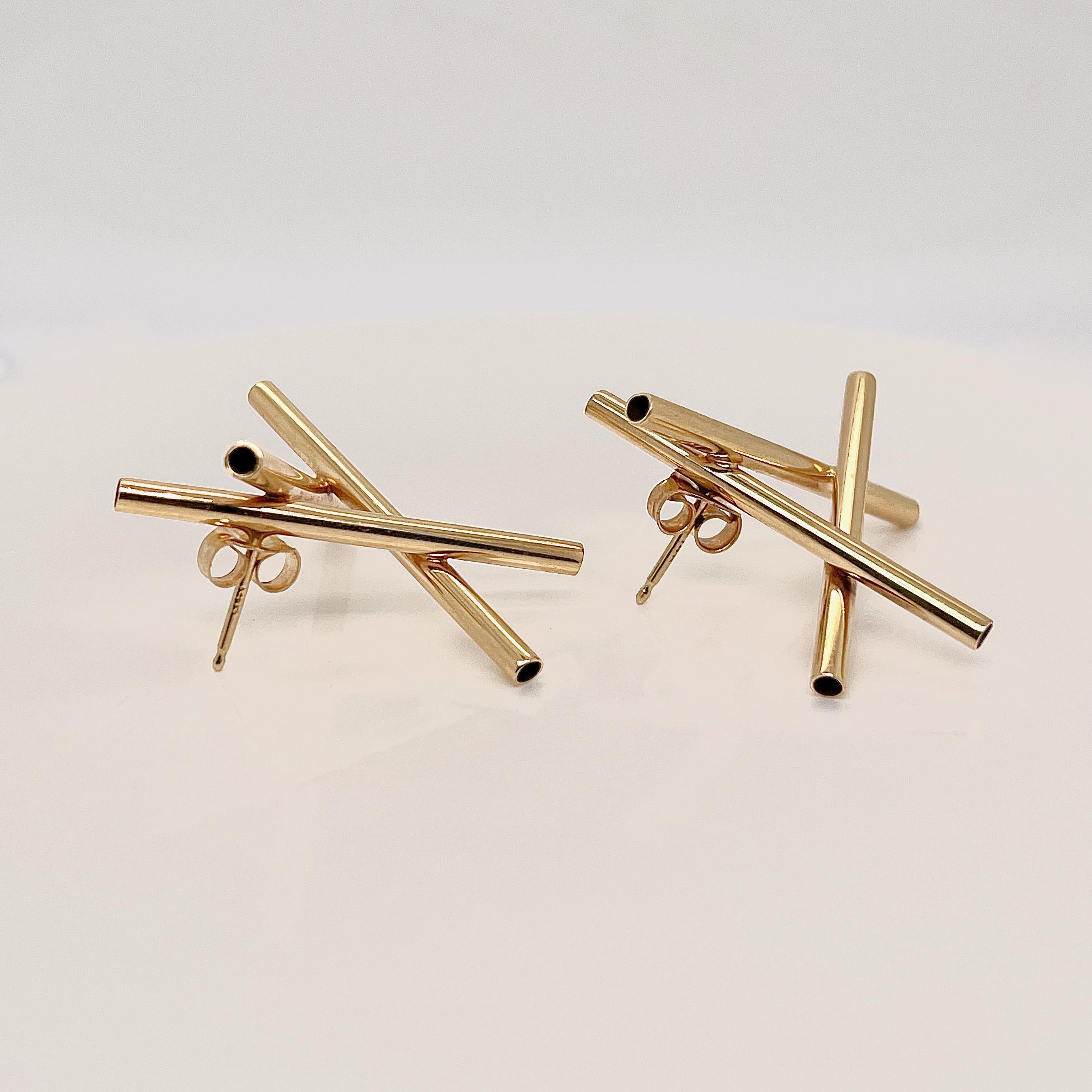 Women's or Men's Pair of Hans Appenzeller Dutch Modernist 14K Gold Geometric Earrings For Sale