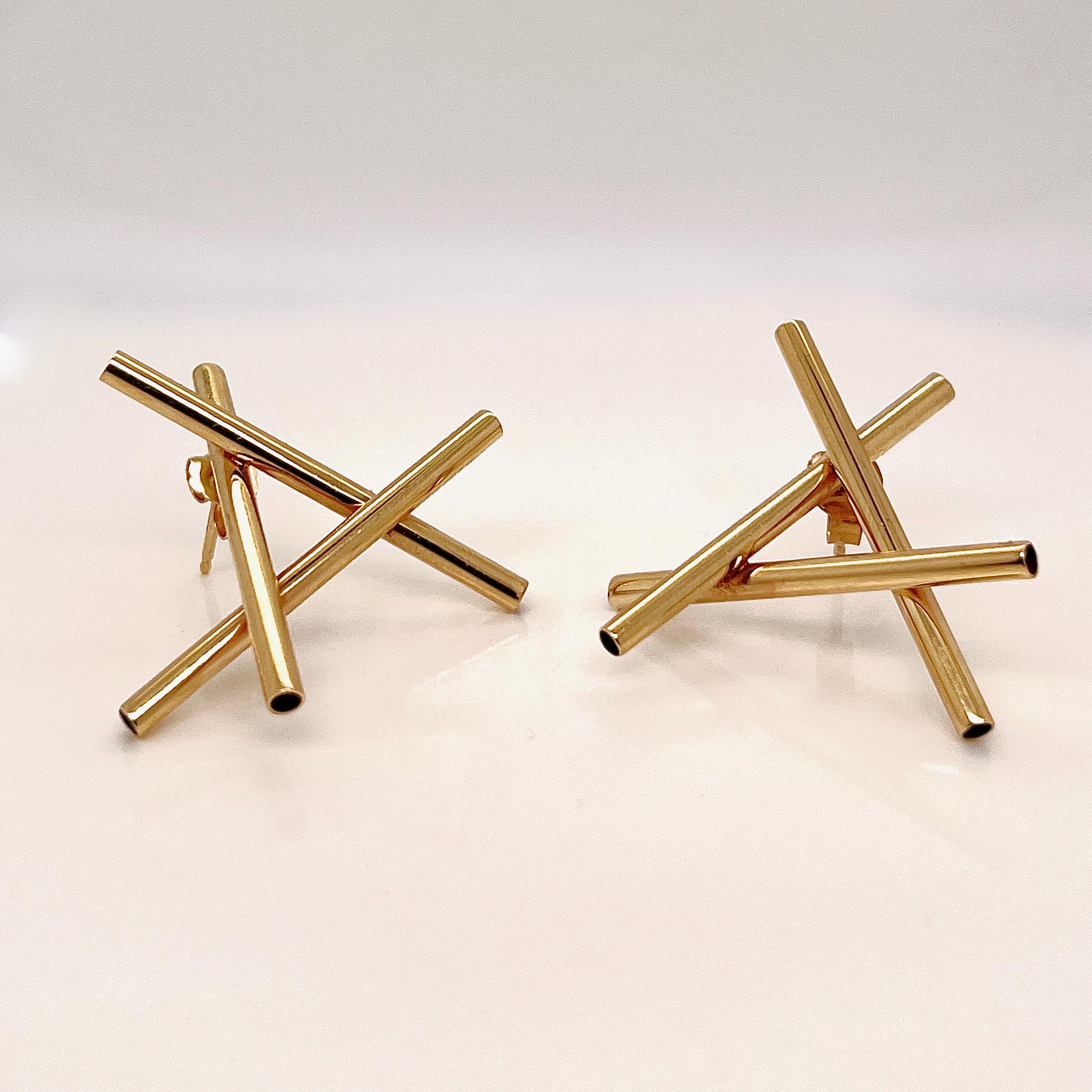 Women's or Men's Pair of Hans Appenzeller Dutch Modernist 14K Gold Geometric Earrings For Sale