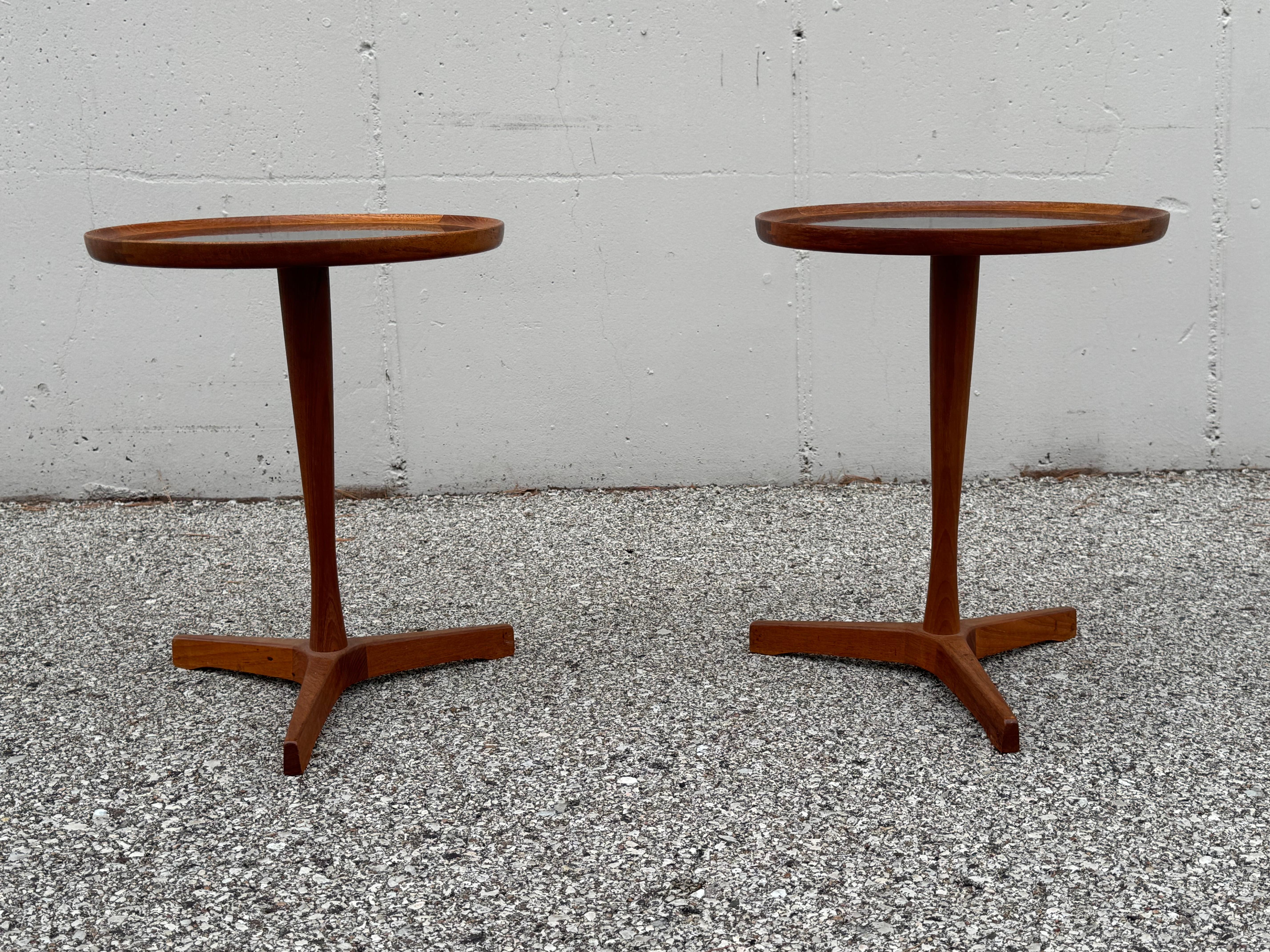 Scandinavian Modern Pair of Hans C. Andersen Danish Teak Side Tables Black Tops by Artex of Denmark For Sale