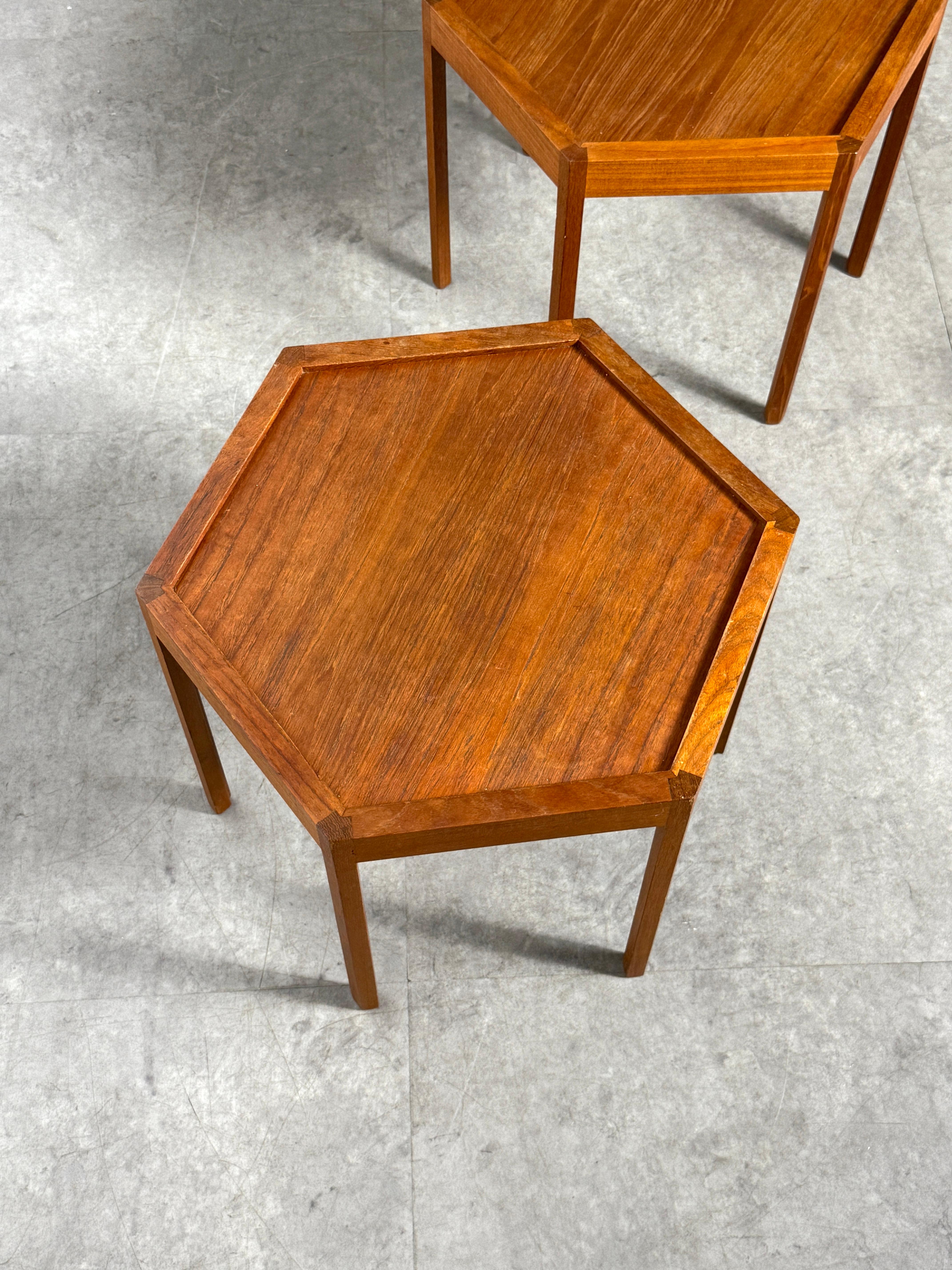 Danish Pair of Hans C Andersen Teak Hexagonal Stacking Side or End Tables Denmark 1960s For Sale
