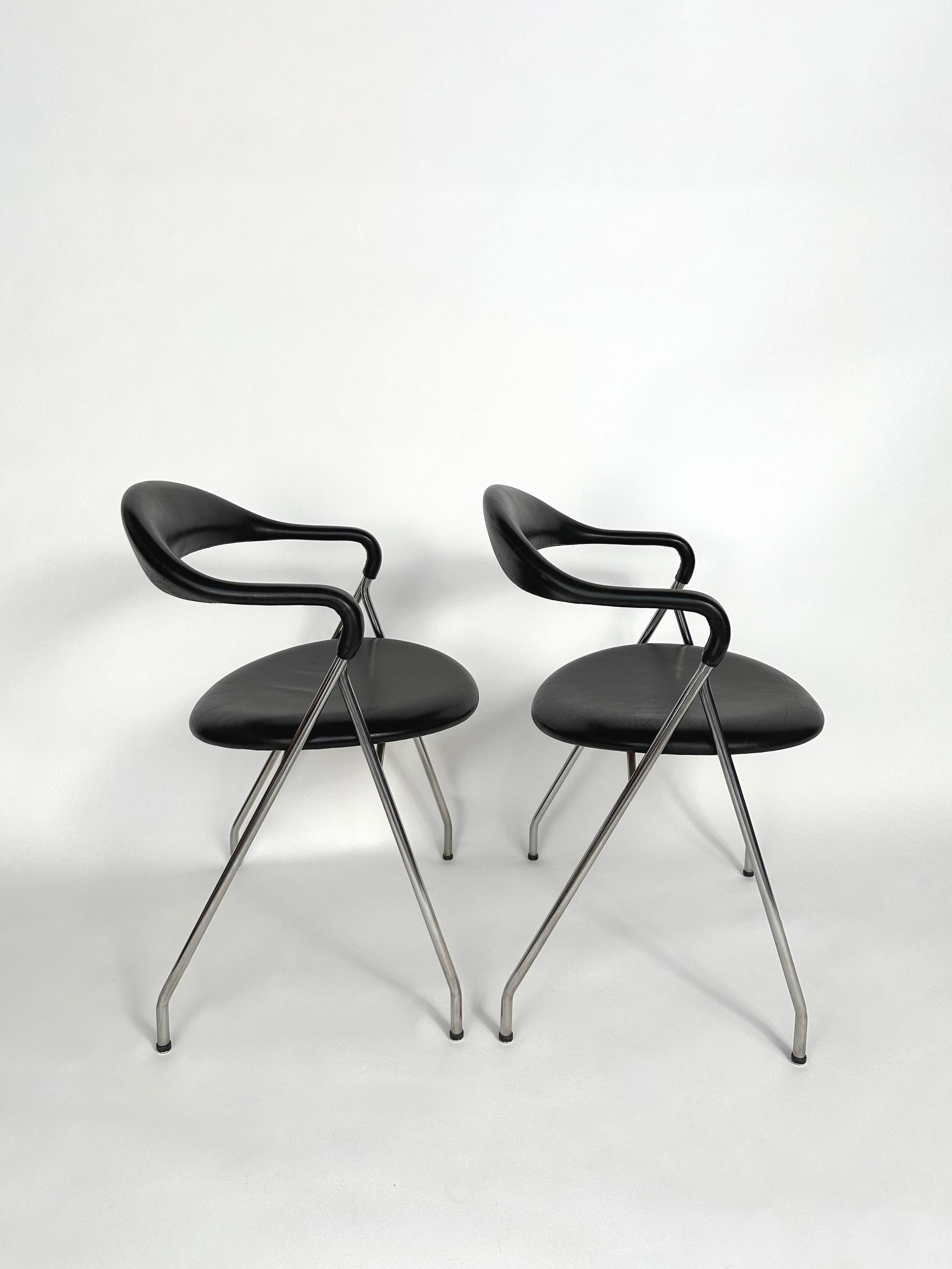 Mid-Century Modern Pair of Hans Eichenberger Saffa Chairs Black Leather Dietiker Switzerland 1970s For Sale