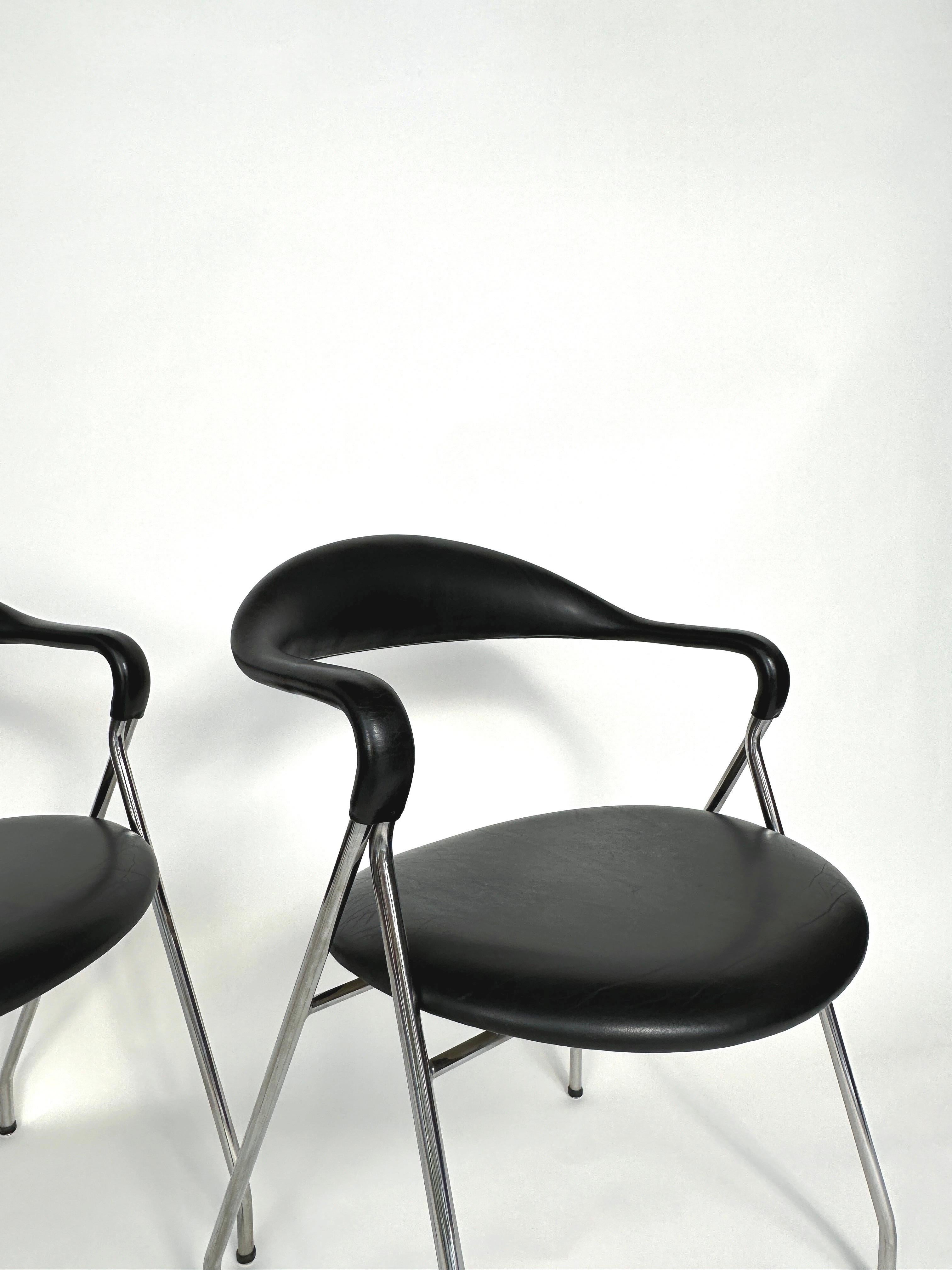 Pair of Hans Eichenberger Saffa Chairs Black Leather Dietiker Switzerland 1970s For Sale 1