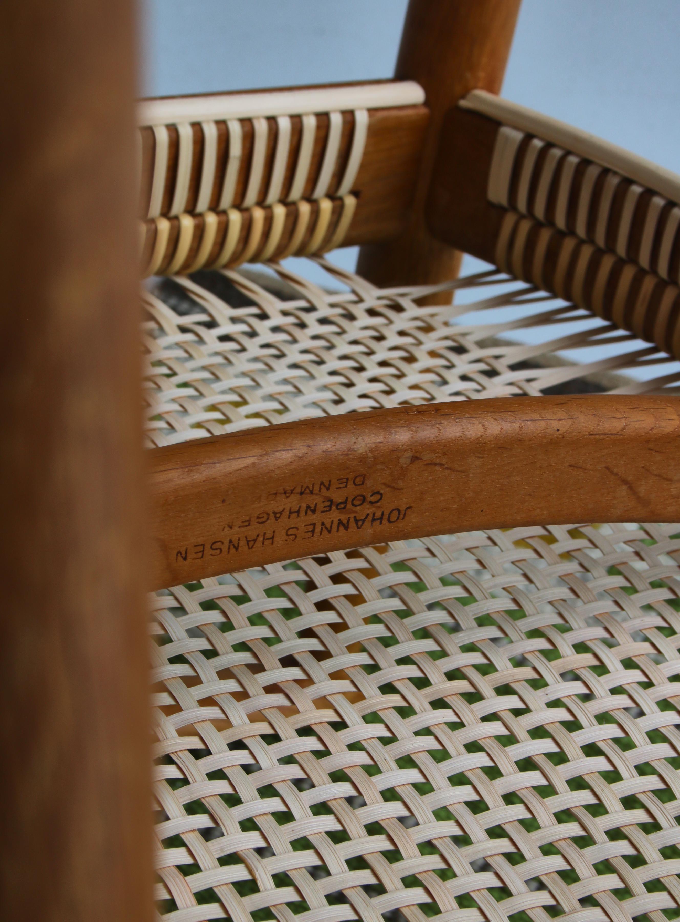 Paire de fauteuils Hans J. Wegner « JH-501 » en chêne et rotin canné, style danois moderne en vente 12