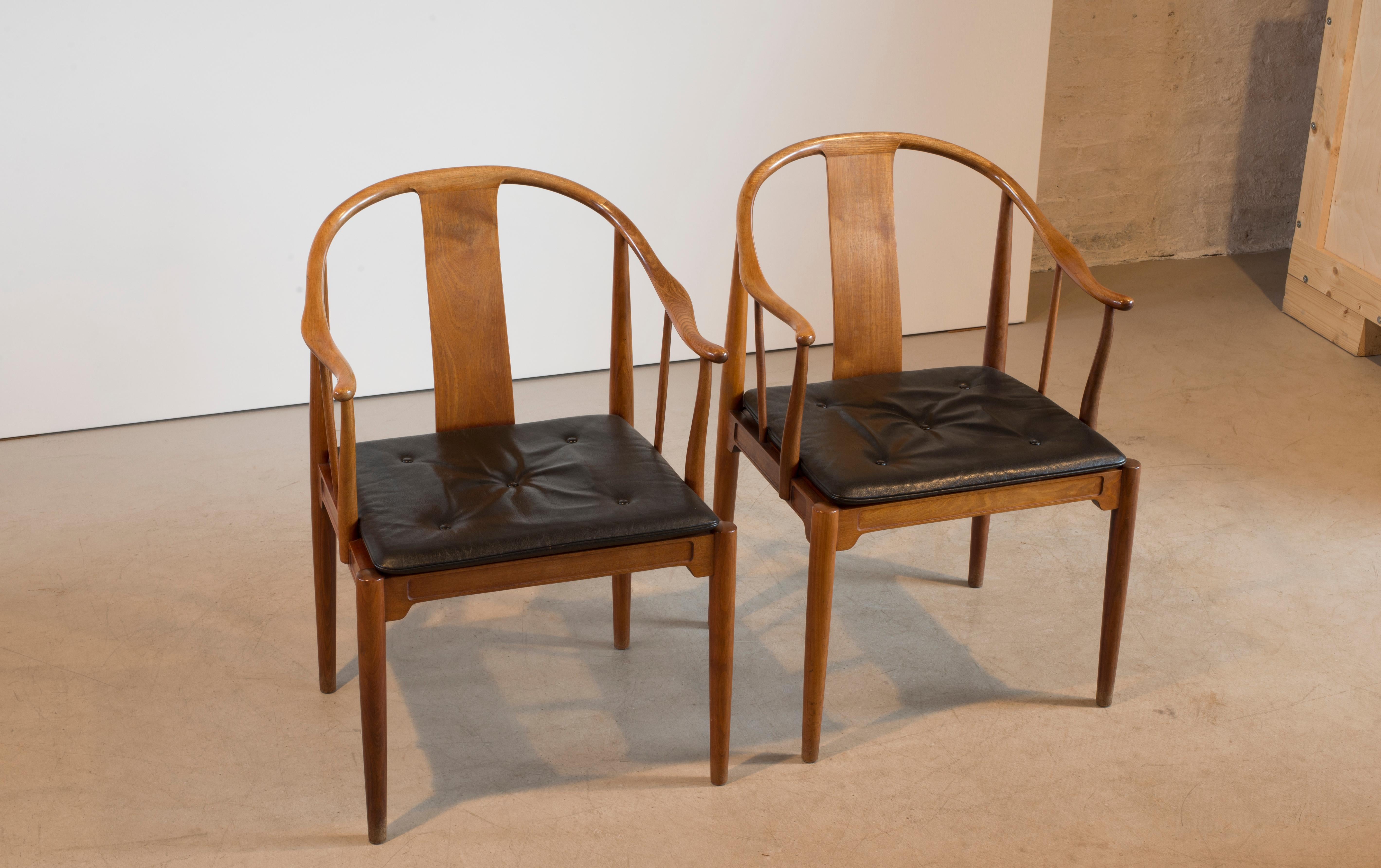 Lacquered Pair of Hans J. Wegner Chinese Chairs in Cuban Mahogany