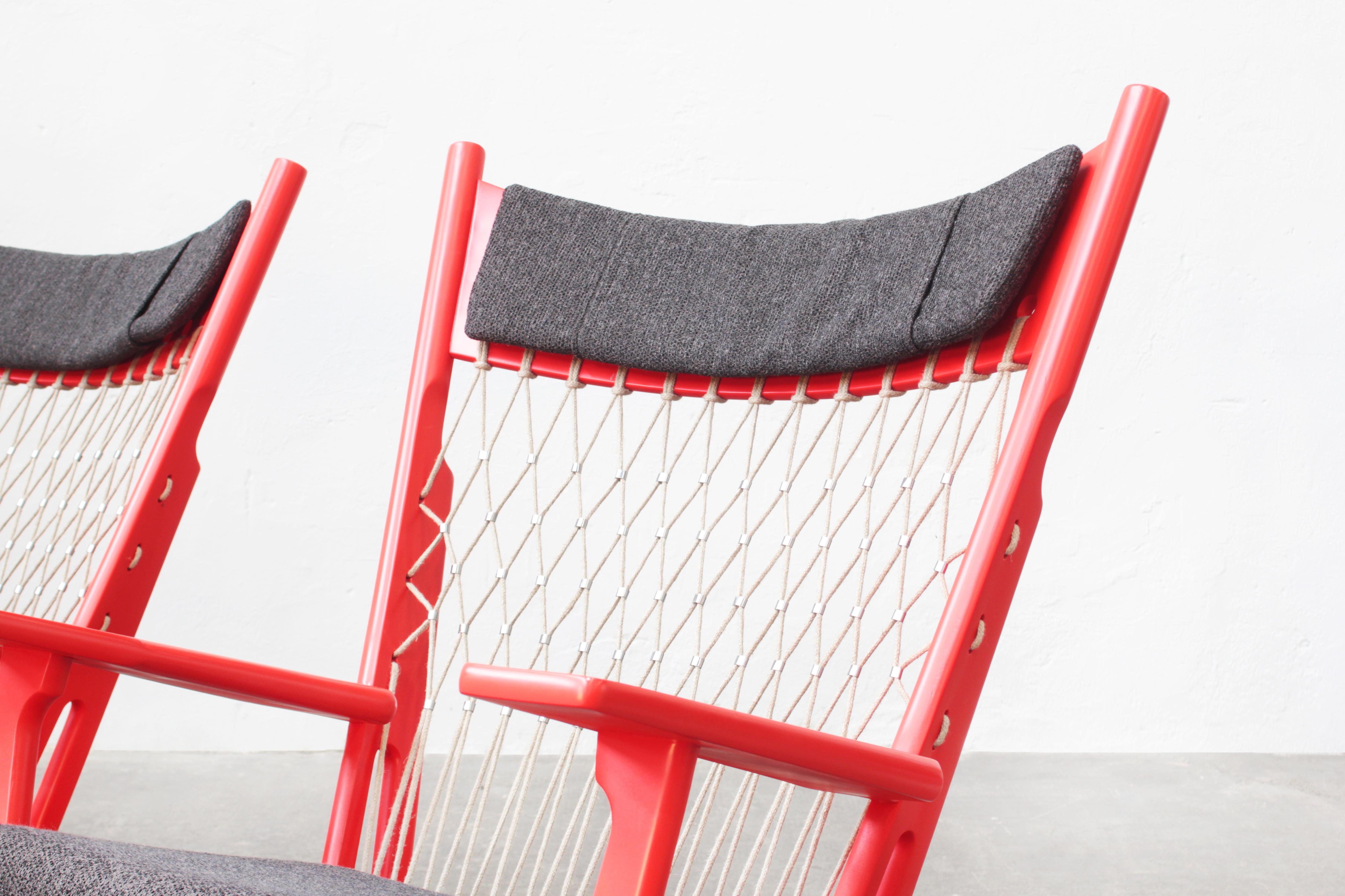 Pair of Hans J. Wegner Flag Halyard Chair JH719 for Johannes Hansen Denmark 1968 In Excellent Condition In Berlin, DE