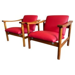 Pair of Hans J. Wegner GE-280 Teak Red Leather Lounge chairs by GETAMA