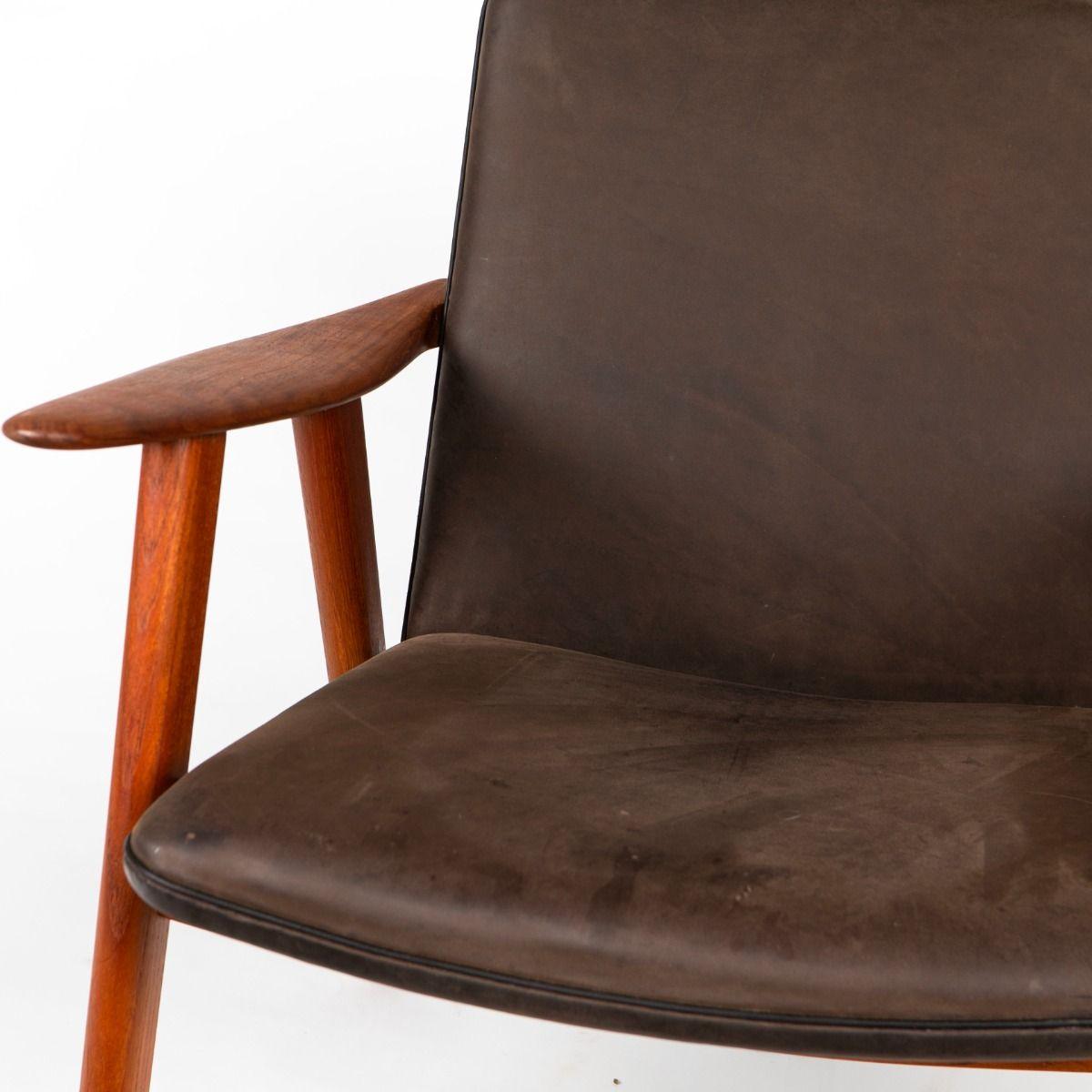 Pair of Hans J. Wegner 
