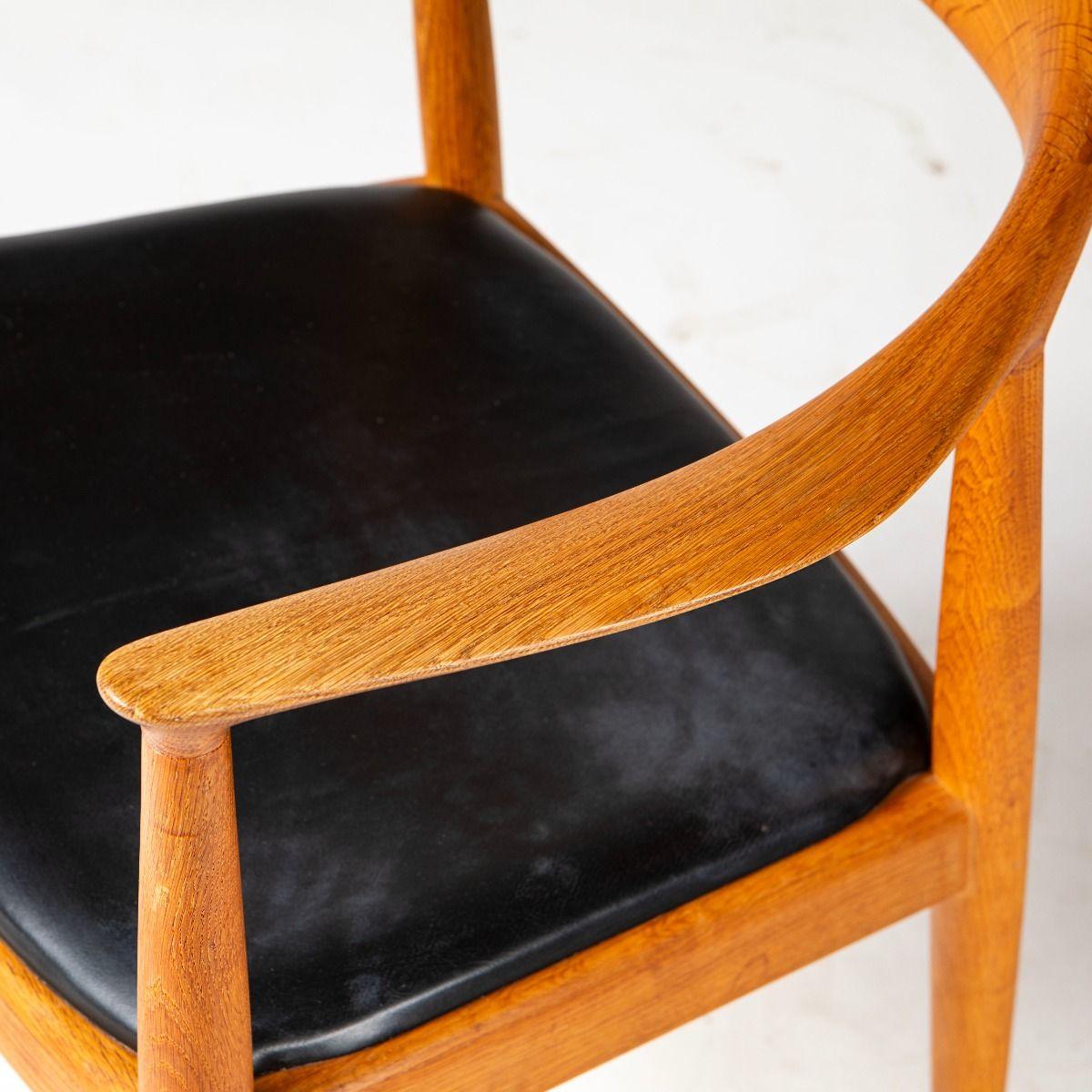 Paire de chaises Hans J. Wegner 